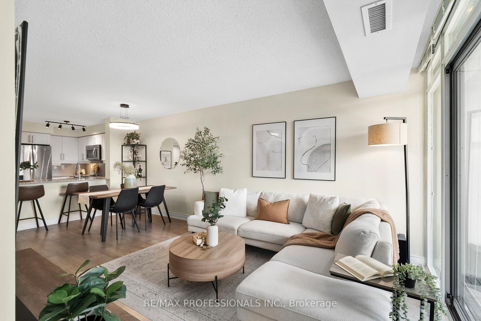Photo 16 of Unit 909, 125 Western Battery Road, Toronto, Niagara — HOMEH