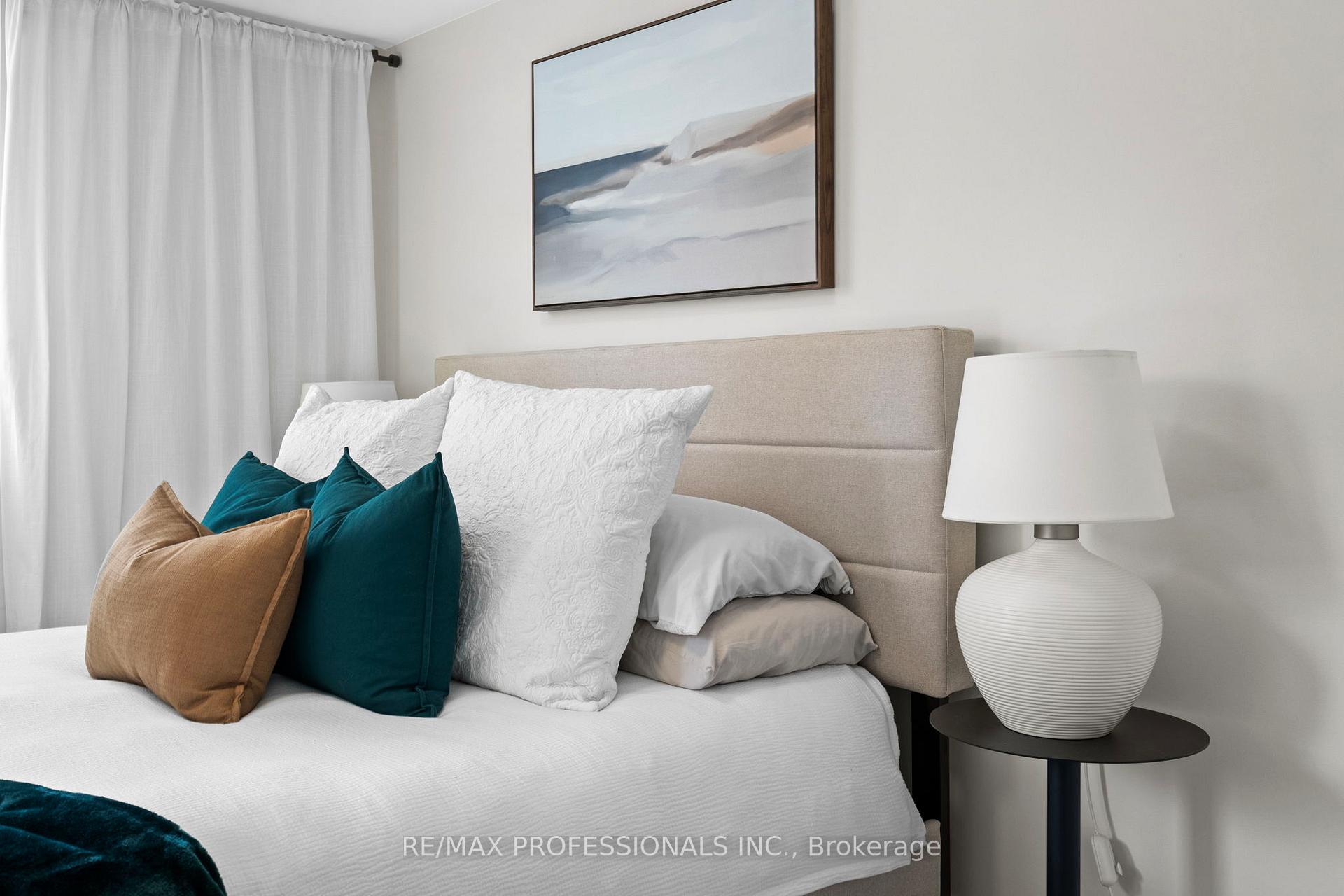 Photo 22 of Unit 909, 125 Western Battery Road, Toronto, Niagara — HOMEH