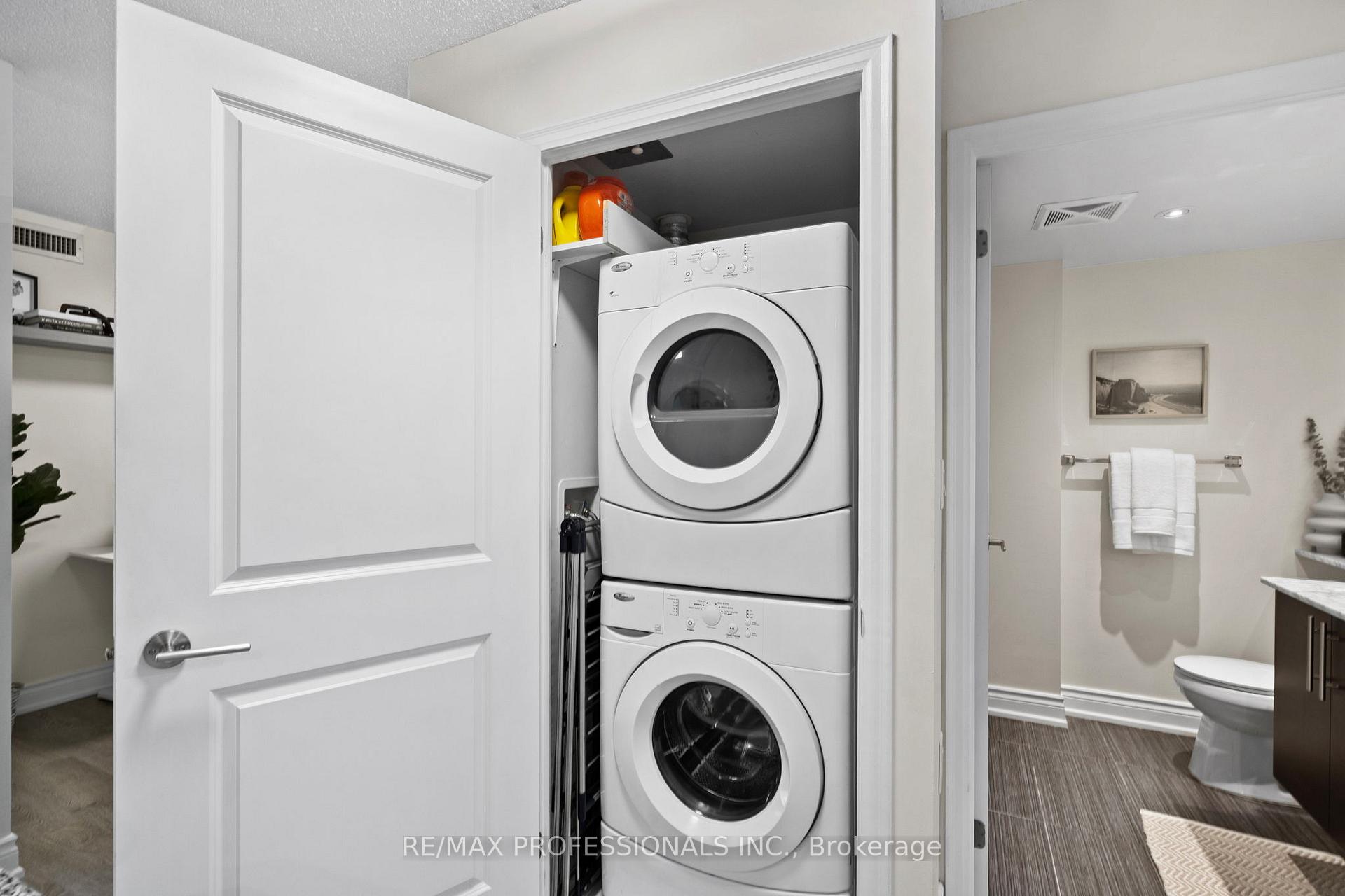 Photo 26 of Unit 909, 125 Western Battery Road, Toronto, Niagara — HOMEH
