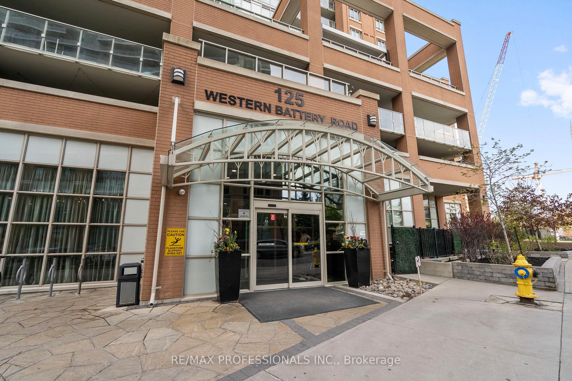 Photo 38 of Unit 909, 125 Western Battery Road, Toronto, Niagara — HOMEH