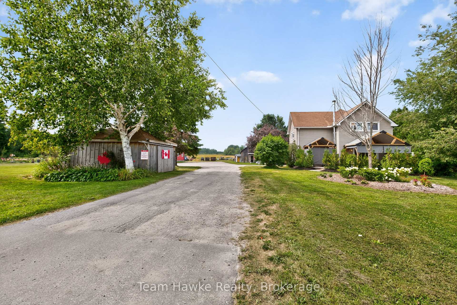 Photo 17 of 8870 County 93 Road, Midland — HOMEH