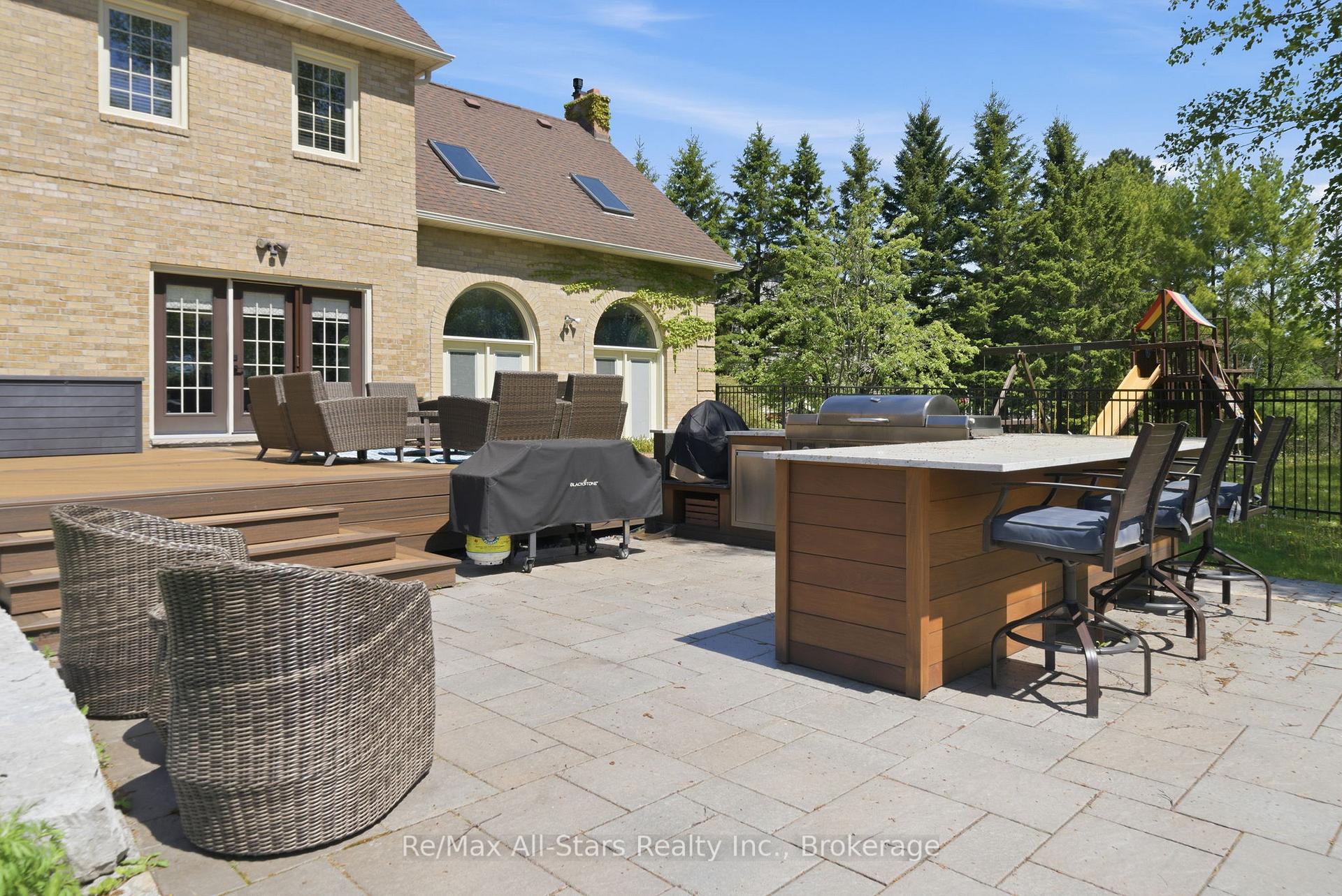 Photo 33 of 136 Wintergreen Court, Scugog, Port Perry — HOMEH