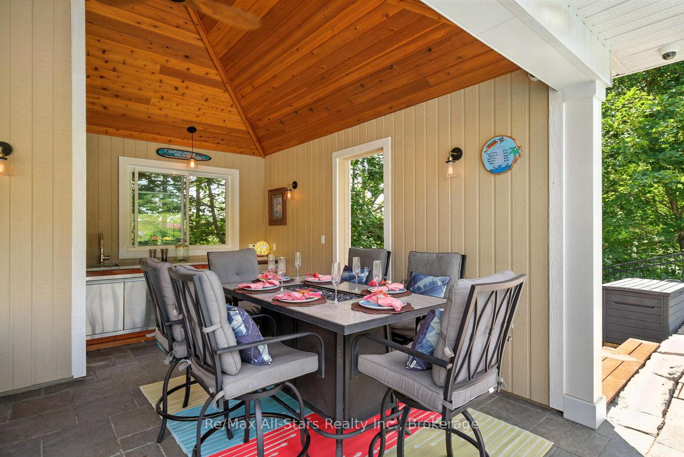 Photo 37 of 136 Wintergreen Court, Scugog, Port Perry — HOMEH