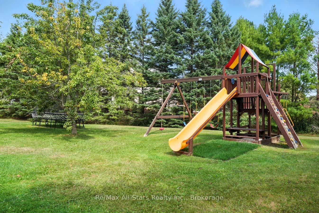 Photo 43 of 136 Wintergreen Court, Scugog, Port Perry — HOMEH