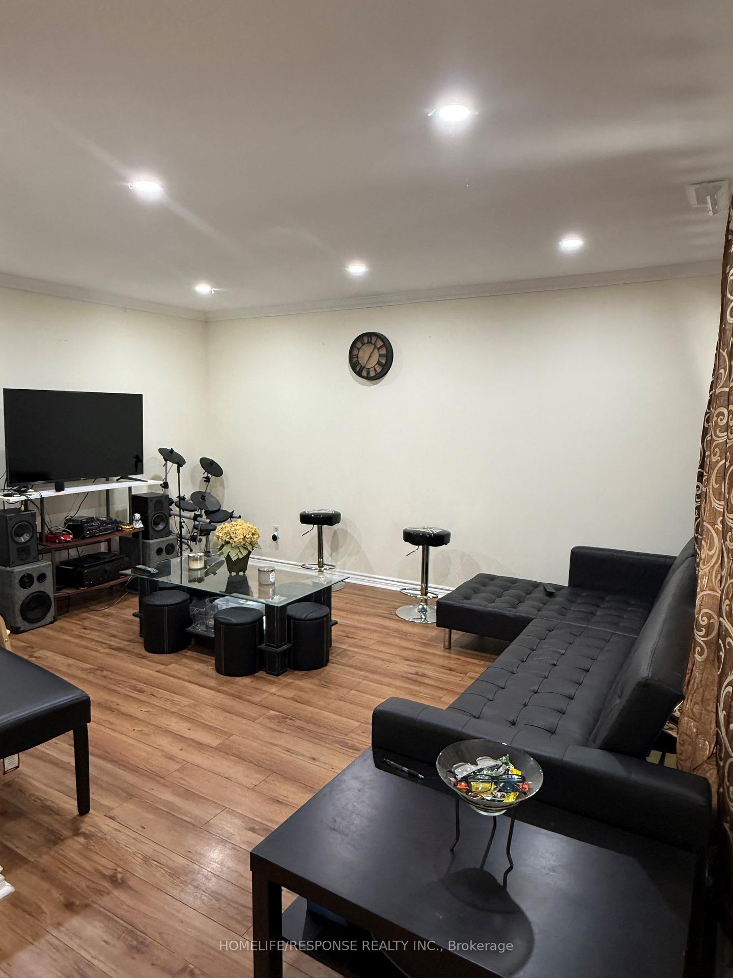 Photo 6 of Unit 158, 1055 Dundas Street E, Mississauga, Applewood — HOMEH