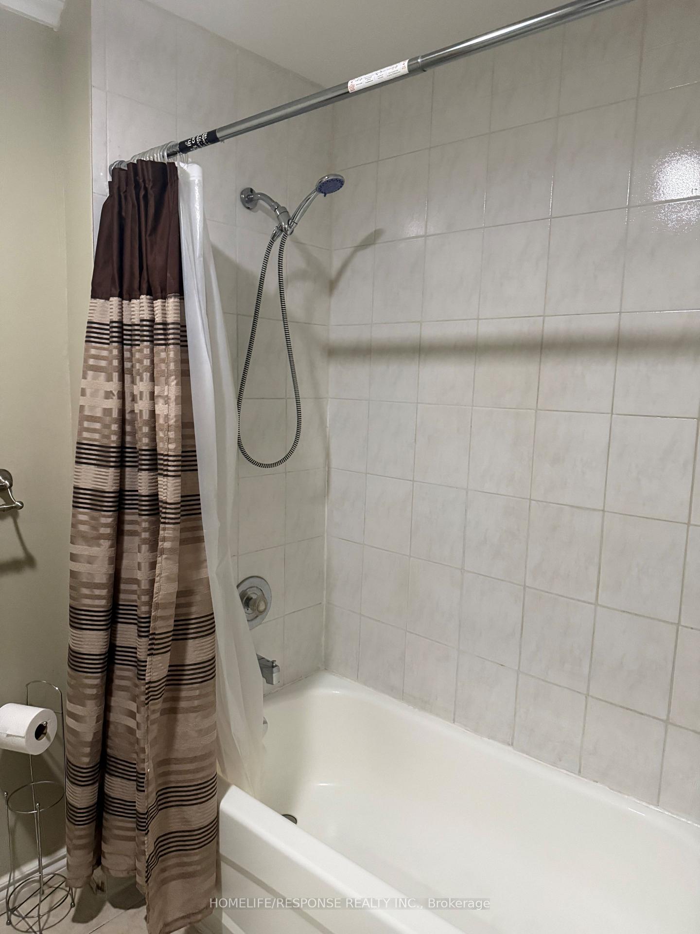 Photo 13 of Unit 158, 1055 Dundas Street E, Mississauga, Applewood — HOMEH
