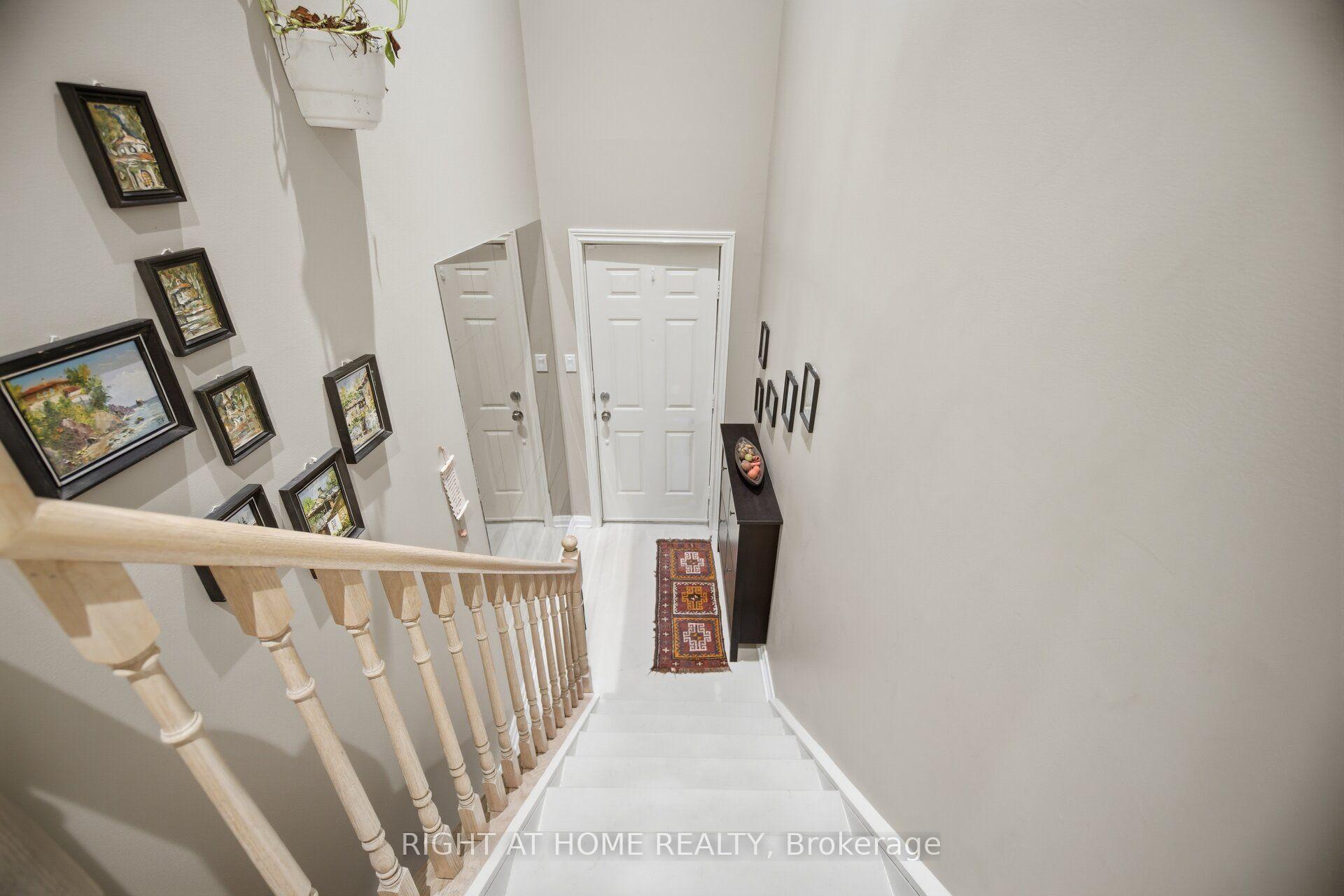 Photo 10 of 25A Shaw Street, Toronto, Niagara — HOMEH