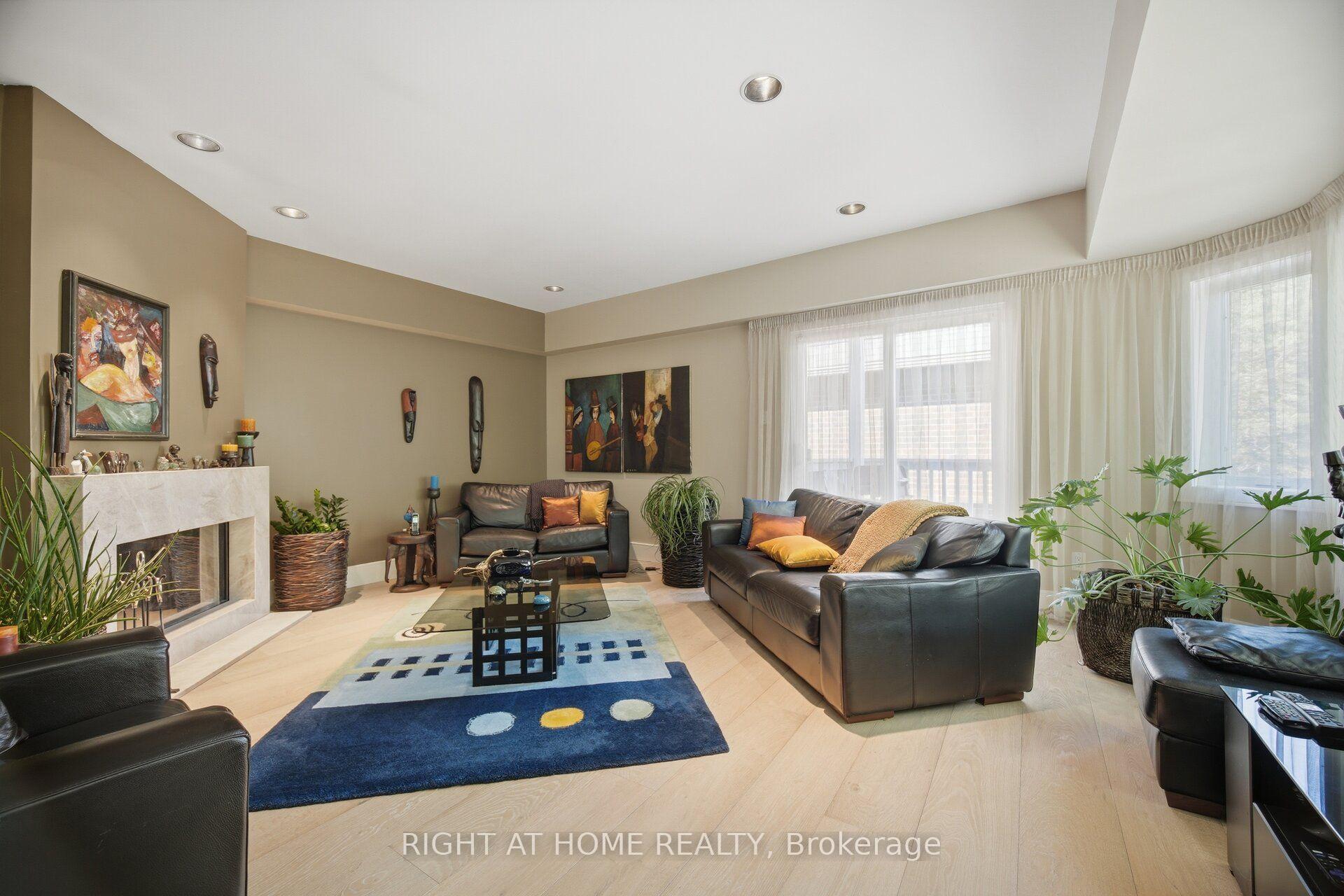 Photo 14 of 25A Shaw Street, Toronto, Niagara — HOMEH