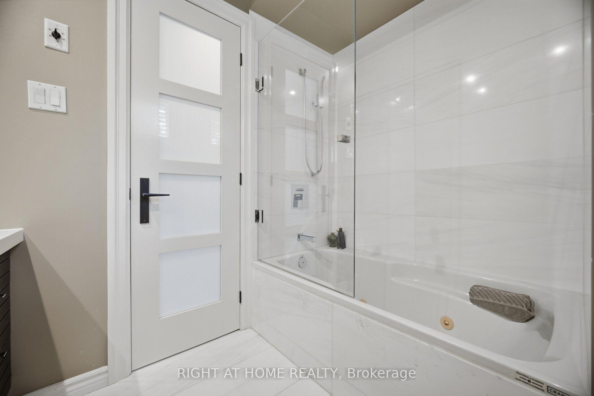 Photo 29 of 25A Shaw Street, Toronto, Niagara — HOMEH