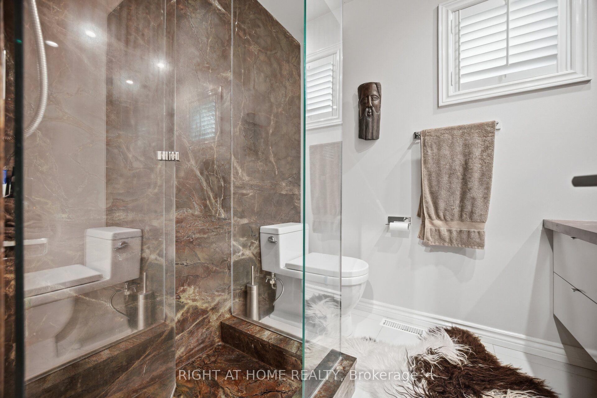Photo 35 of 25A Shaw Street, Toronto, Niagara — HOMEH