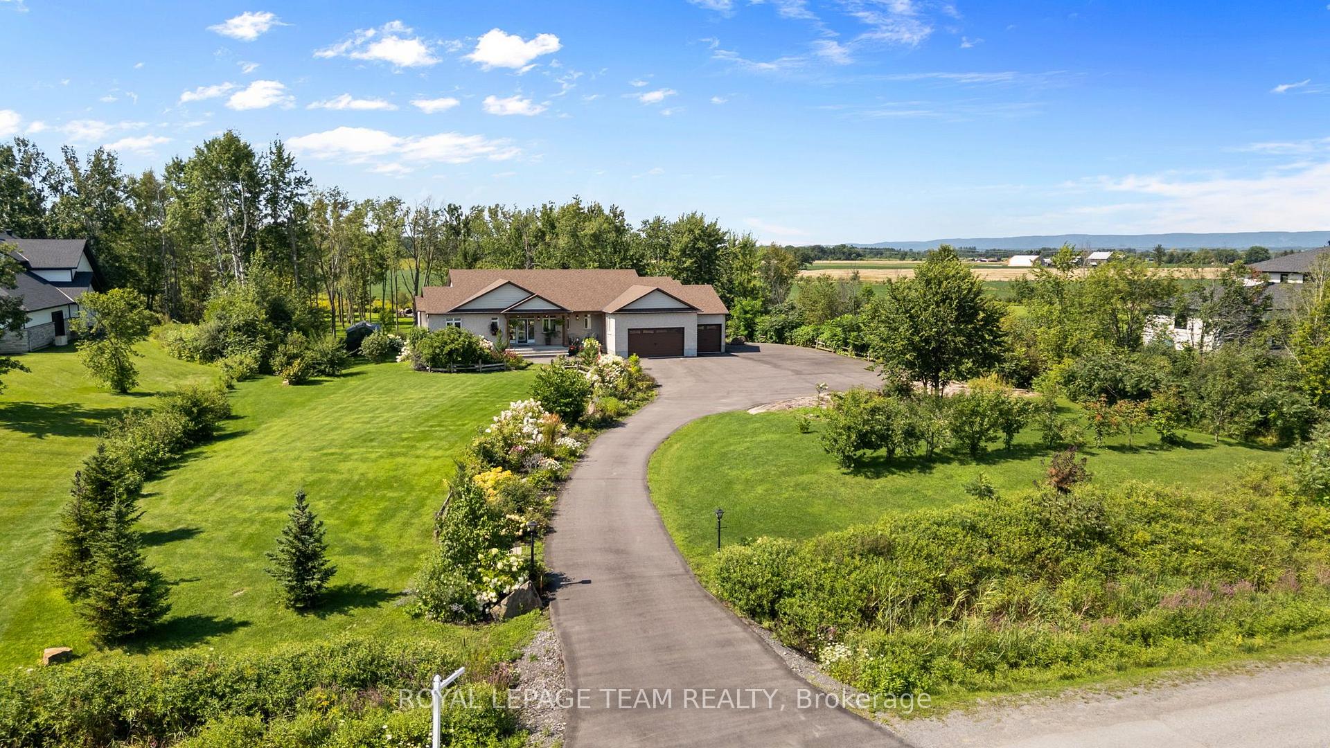 Photo 13 of 26 Synergy Way, Ottawa, Kanata - Kanata (North West) — HOMEH