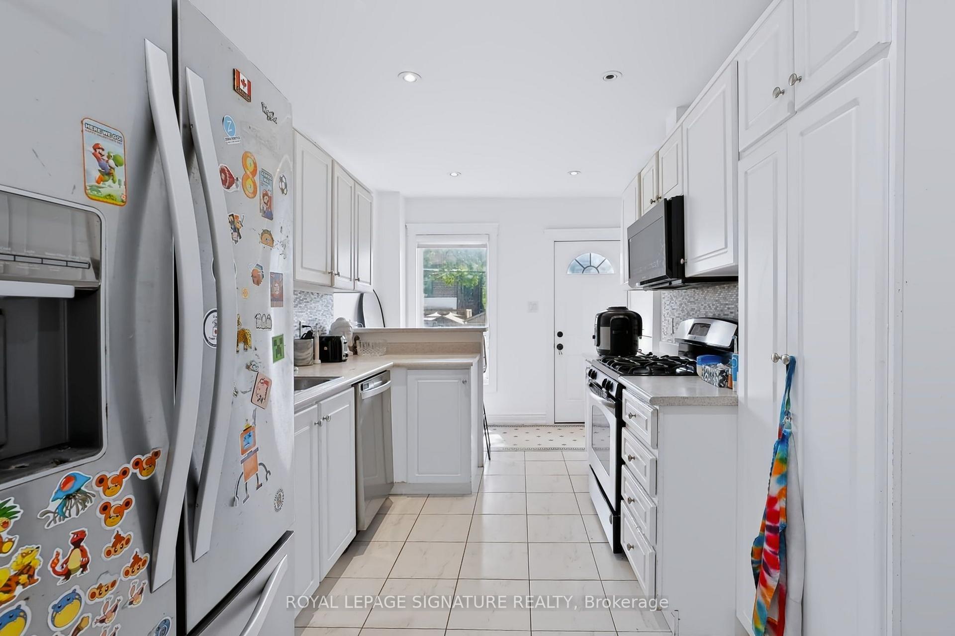 Photo 7 of 37 Strathcona Avenue, Toronto, North Riverdale — HOMEH