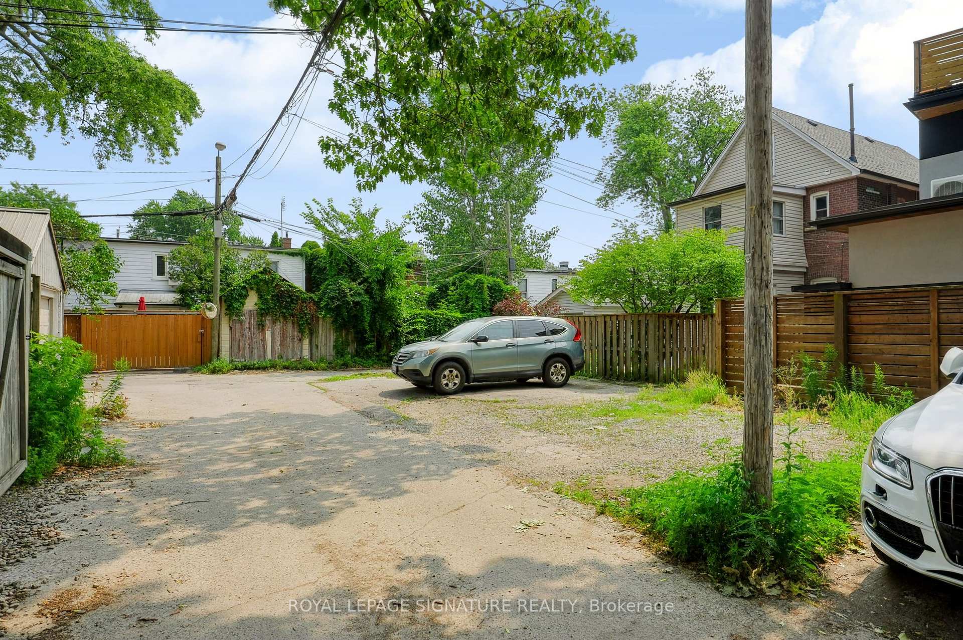 Photo 17 of 37 Strathcona Avenue, Toronto, North Riverdale — HOMEH