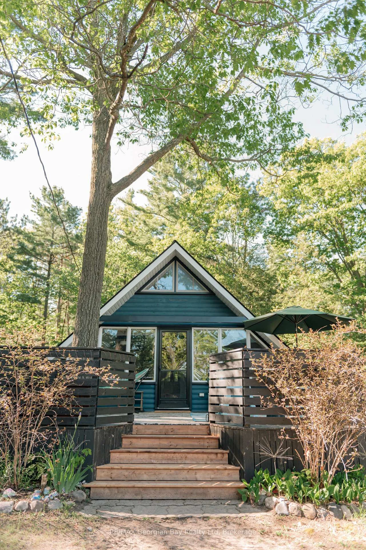 Photo 13 of 8 Sunrise Court, Tiny, Rural Tiny — HOMEH