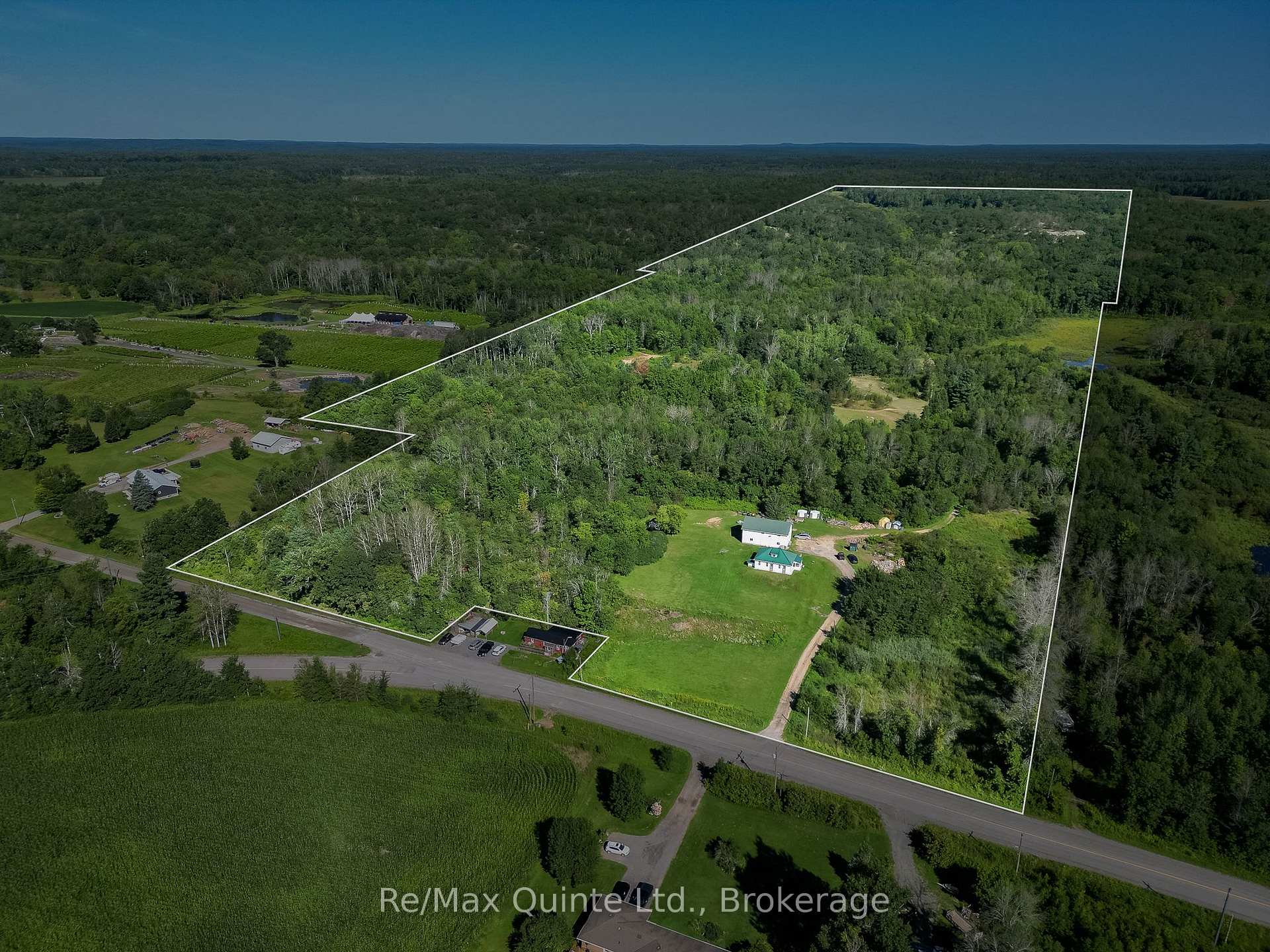 Photo 3 of 1477 Sulphide Road, Tweed, Hungerford (Twp) — HOMEH