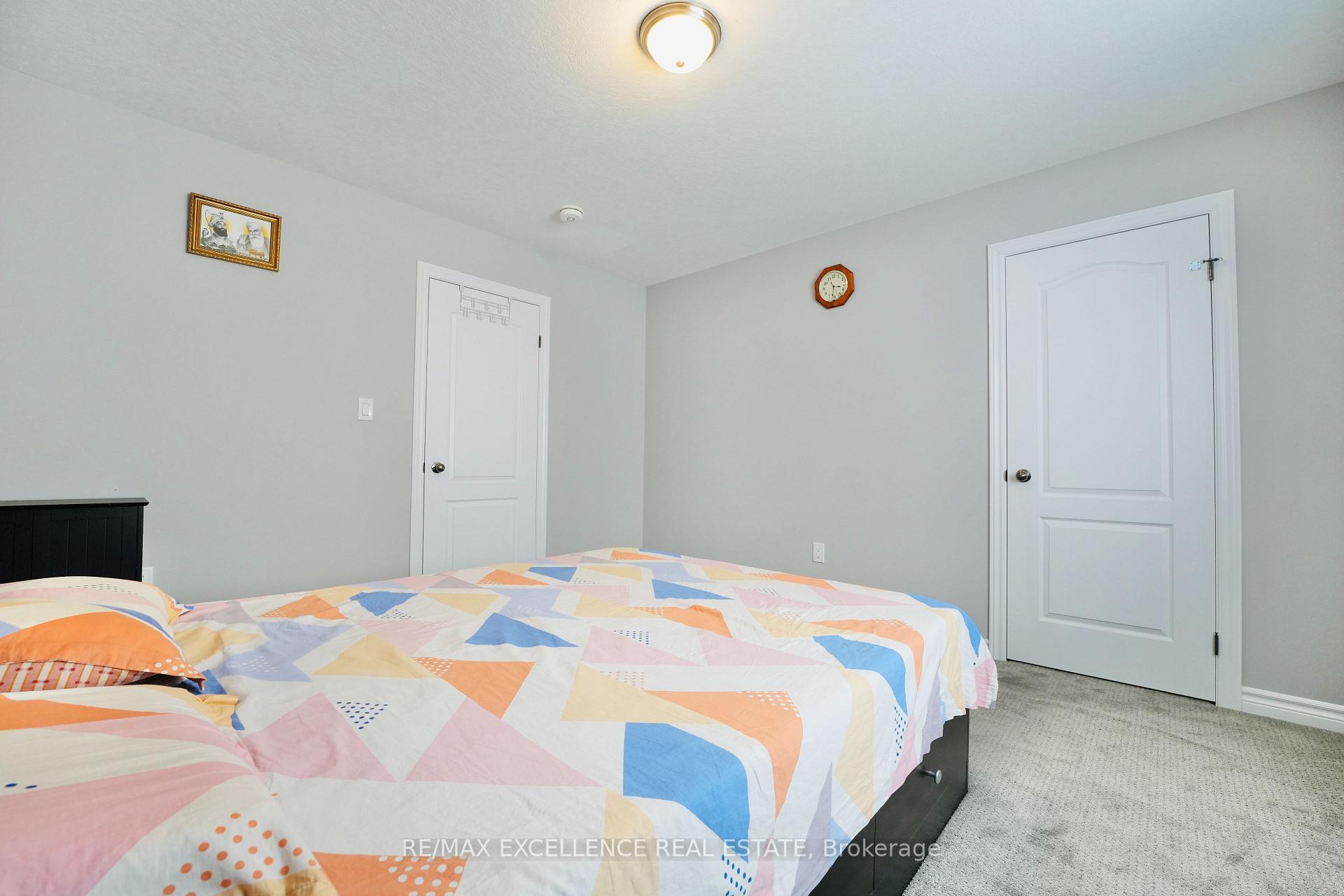 Photo 27 of 2443 Bennett Cross, London, South U — HOMEH