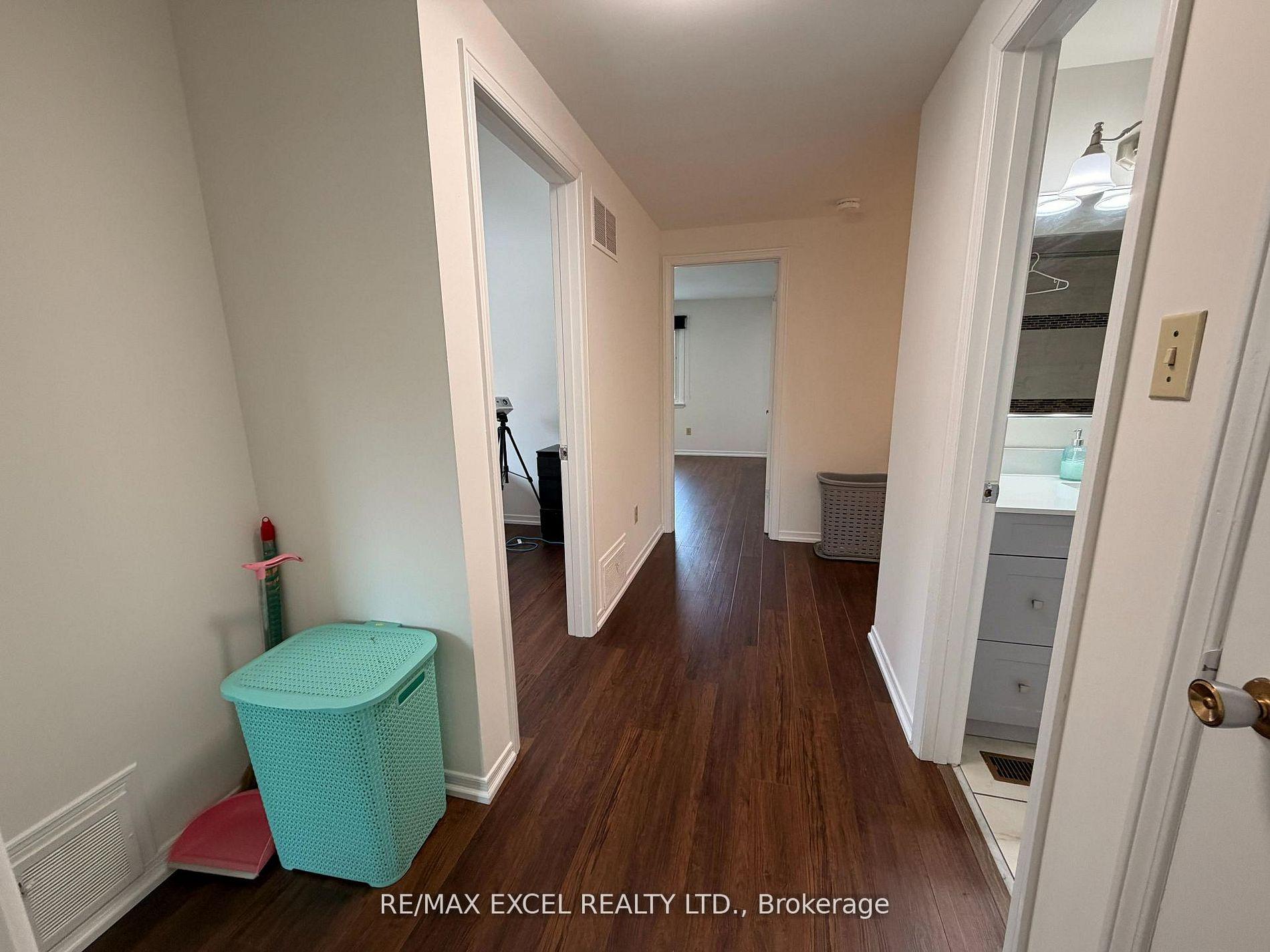 Photo 40 of 50 Shootfield Crescent, Scarborough, Agincourt North — HOMEH