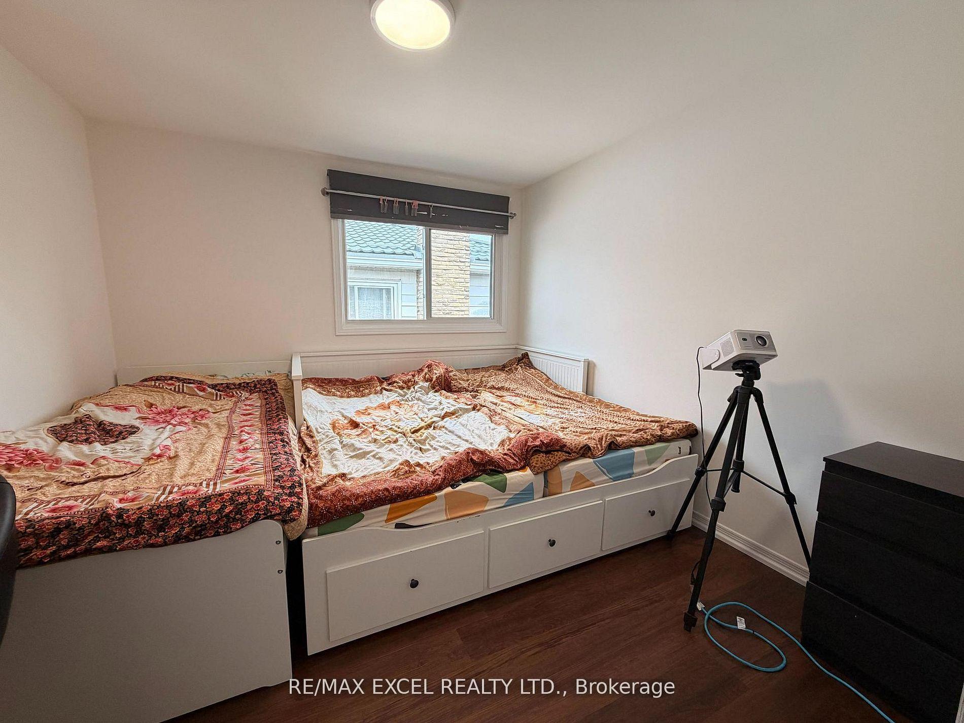 Photo 49 of 50 Shootfield Crescent, Scarborough, Agincourt North — HOMEH