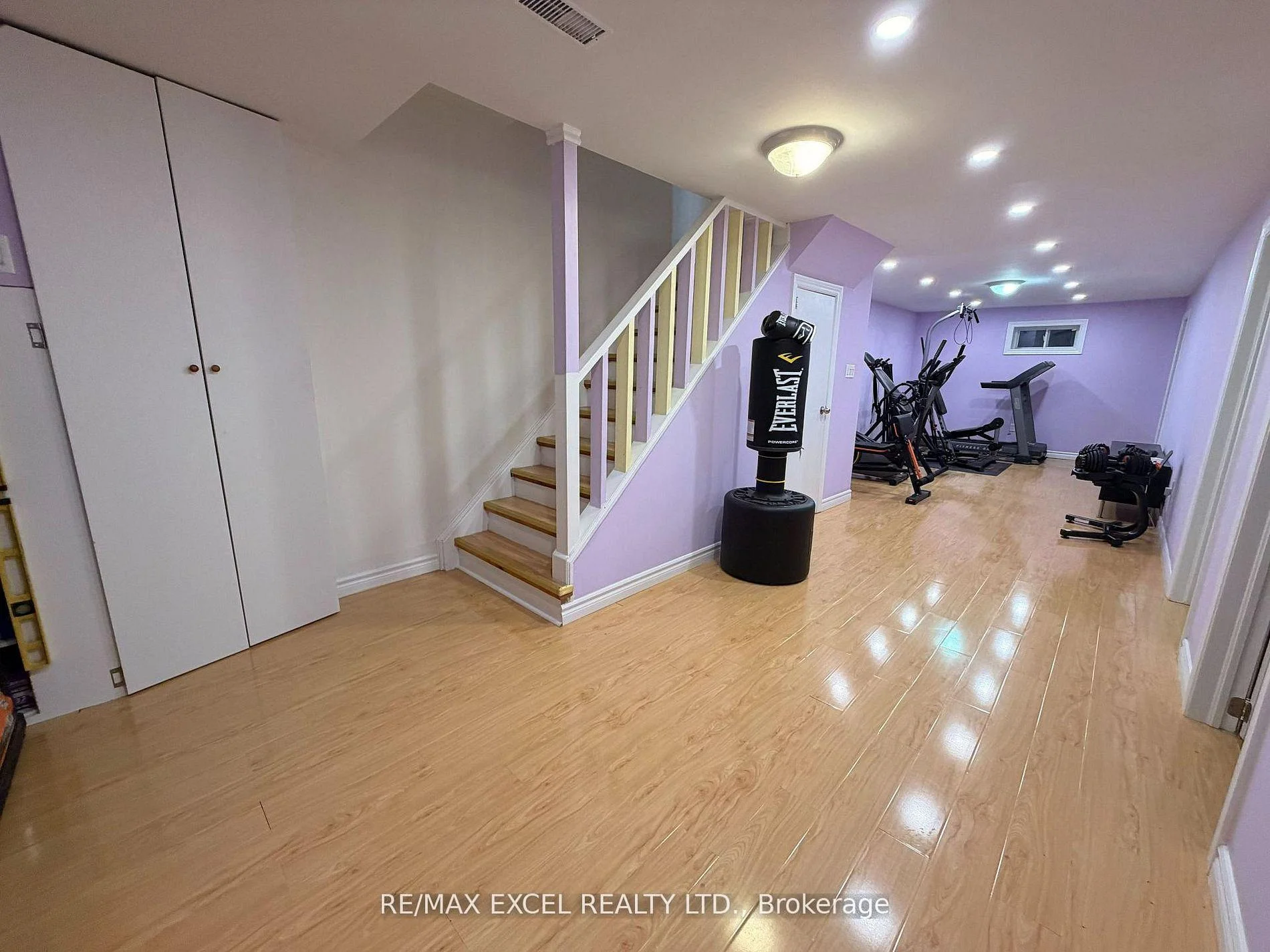 Photo 5 of 50 Shootfield Crescent, Scarborough, Agincourt North — HOMEH