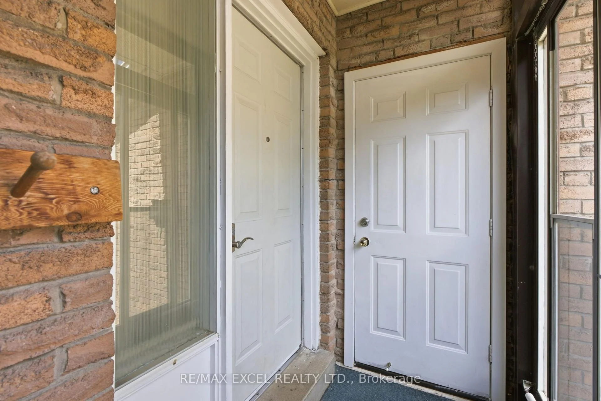 Photo 9 of 50 Shootfield Crescent, Scarborough, Agincourt North — HOMEH