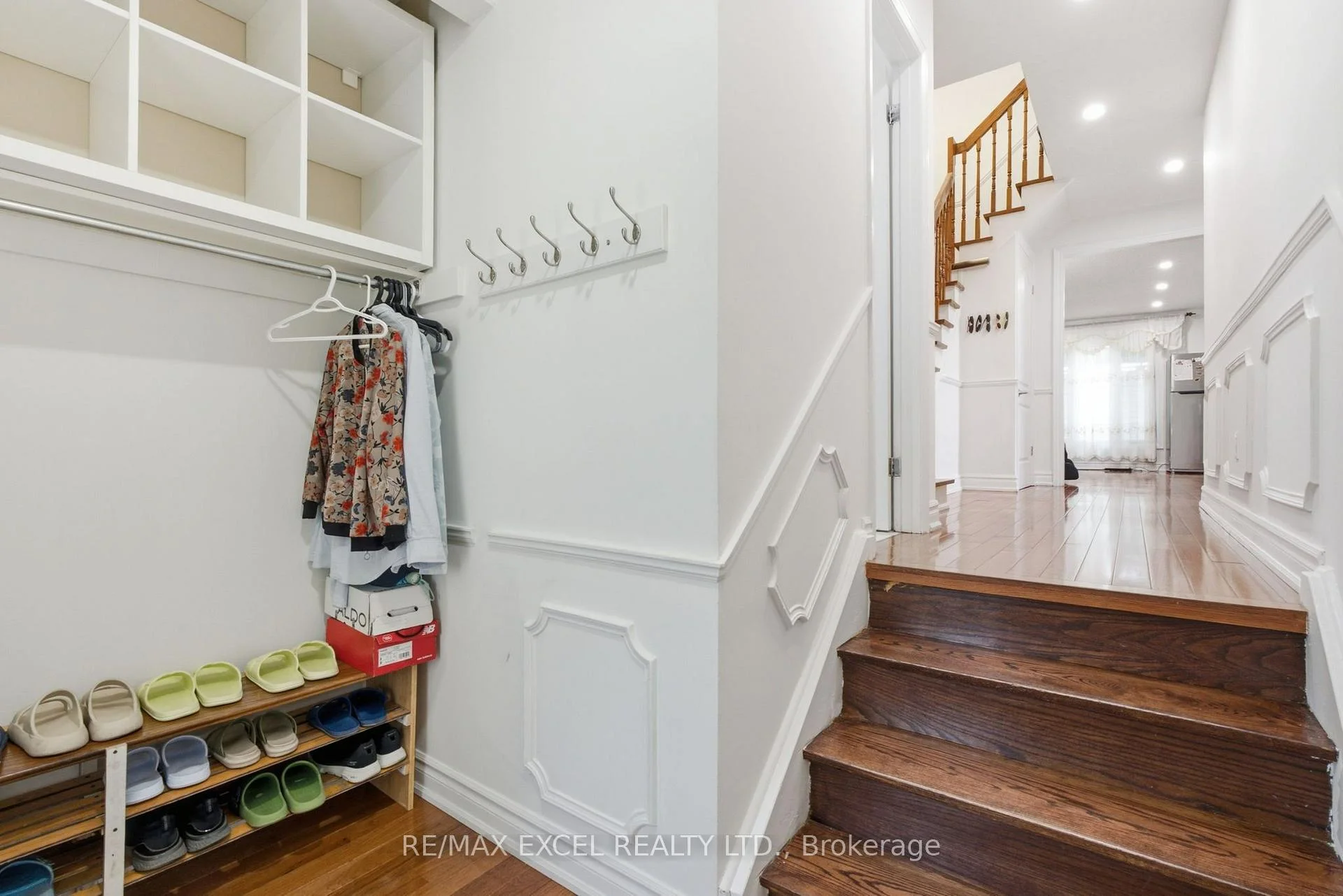 Photo 15 of 50 Shootfield Crescent, Scarborough, Agincourt North — HOMEH