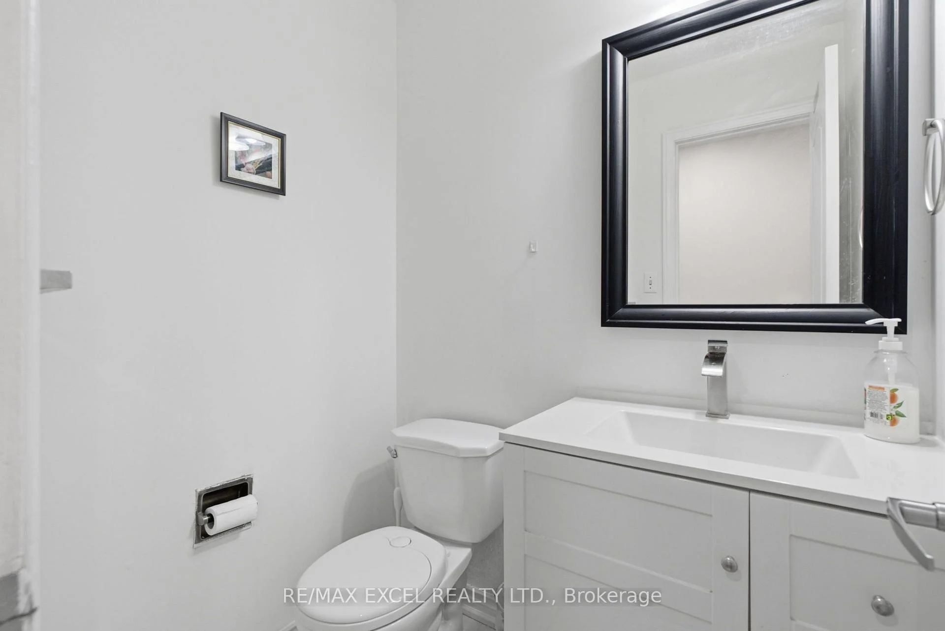 Photo 18 of 50 Shootfield Crescent, Scarborough, Agincourt North — HOMEH