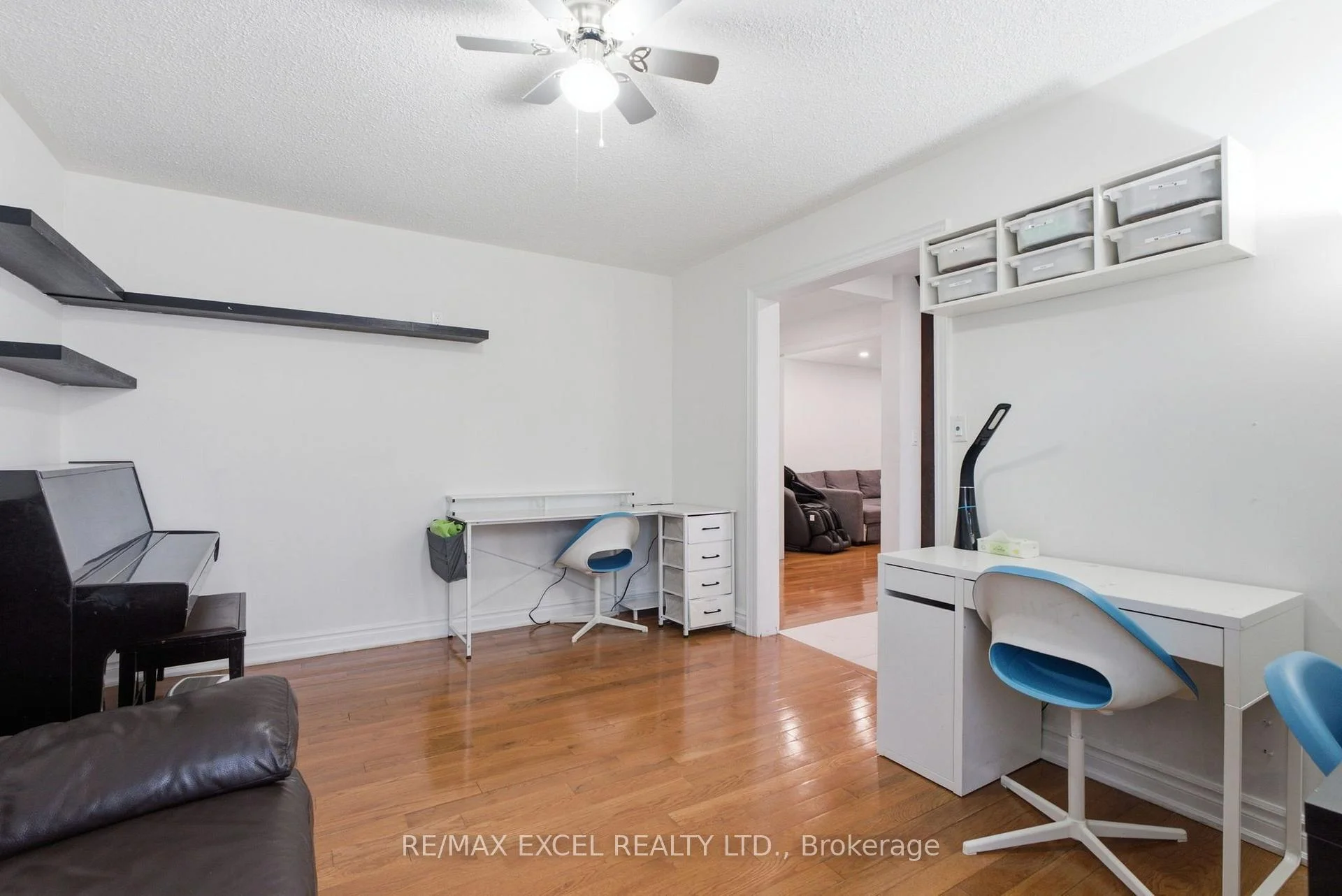 Photo 39 of 50 Shootfield Crescent, Scarborough, Agincourt North — HOMEH