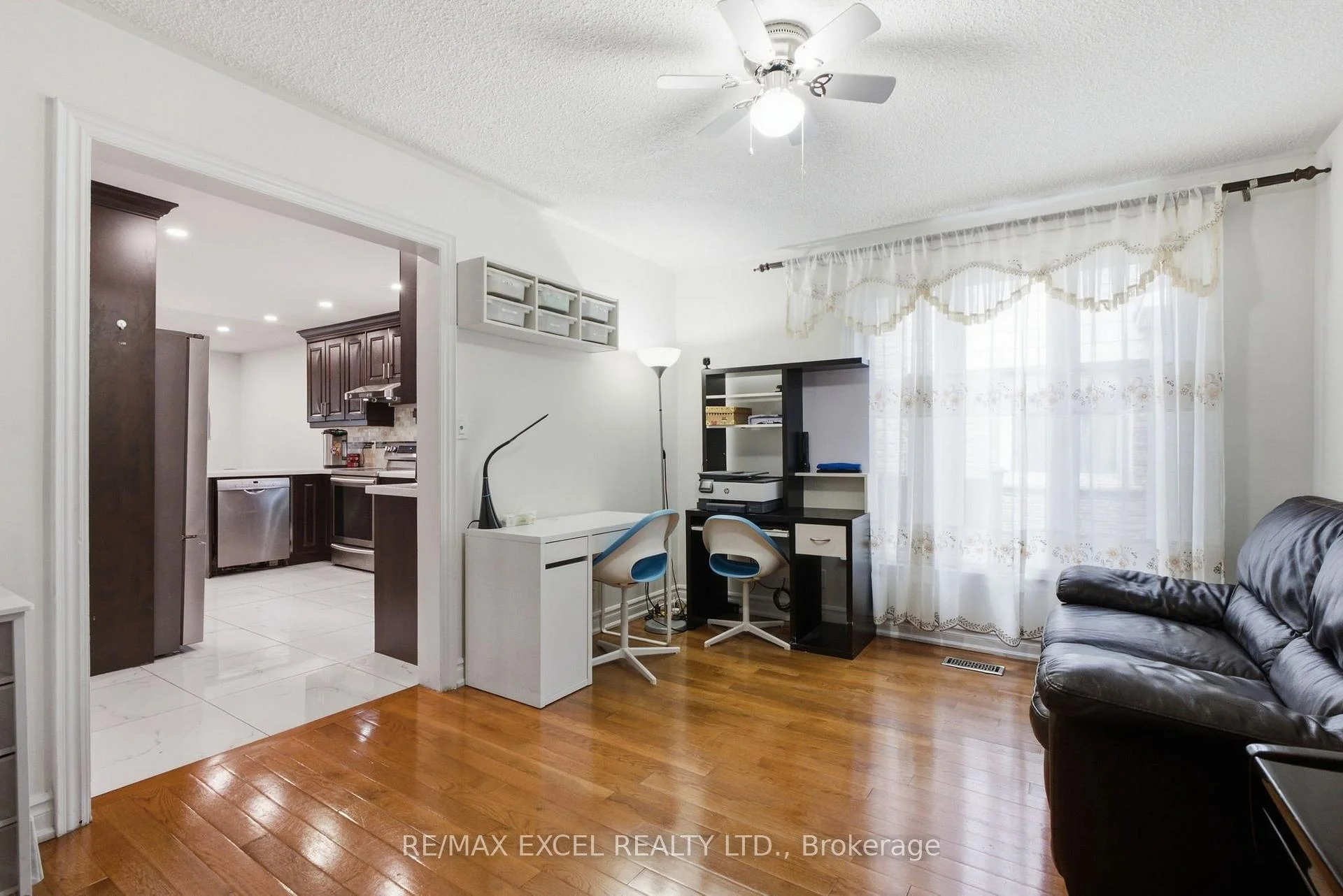 Photo 42 of 50 Shootfield Crescent, Scarborough, Agincourt North — HOMEH