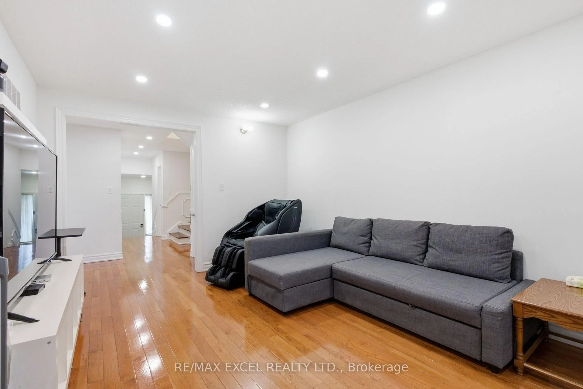 Photo 48 of 50 Shootfield Crescent, Scarborough, Agincourt North — HOMEH