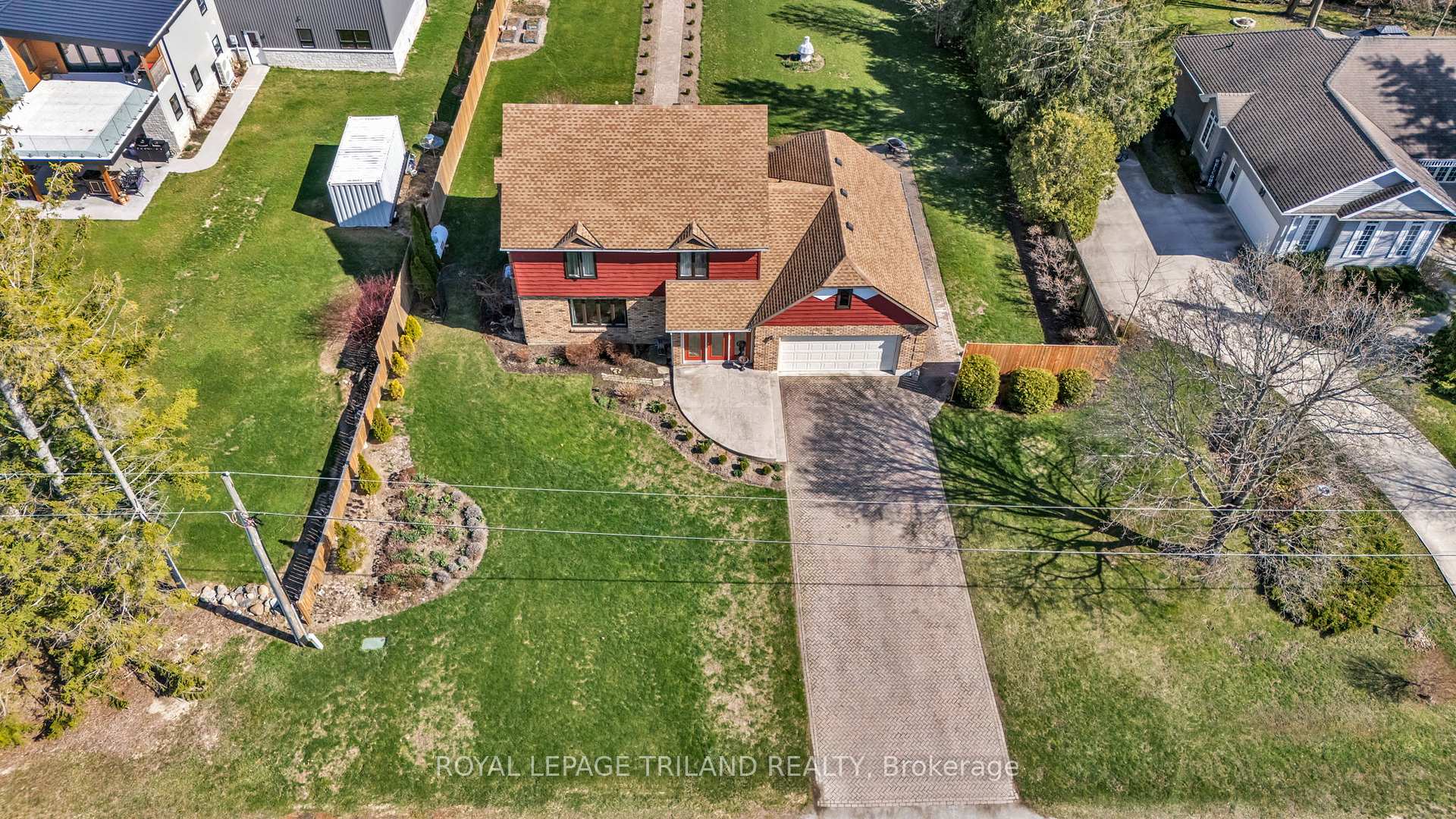 Photo 6 of 5257 Cliff Road, Lambton Shores — HOMEH