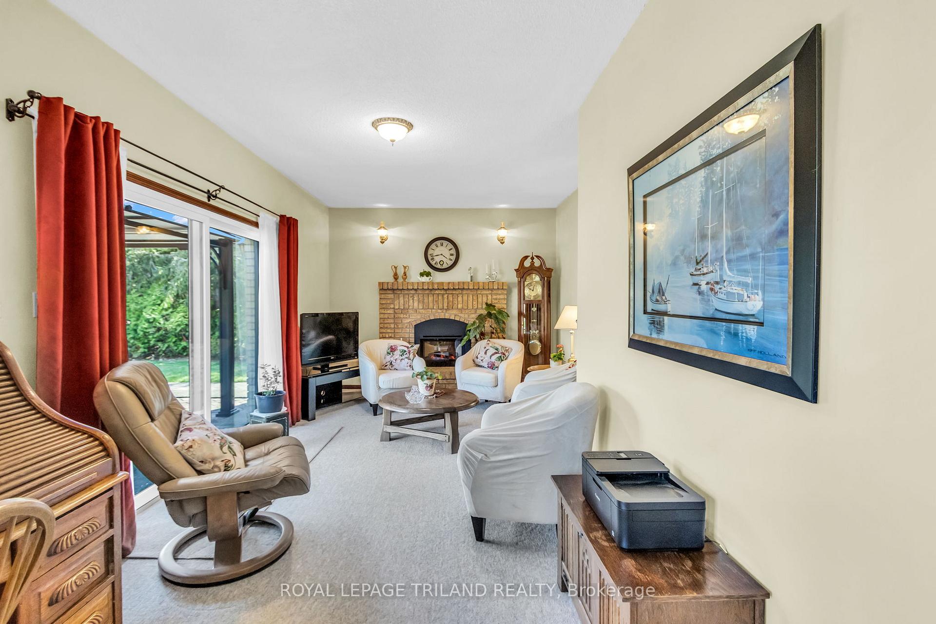 Photo 19 of 5257 Cliff Road, Lambton Shores — HOMEH