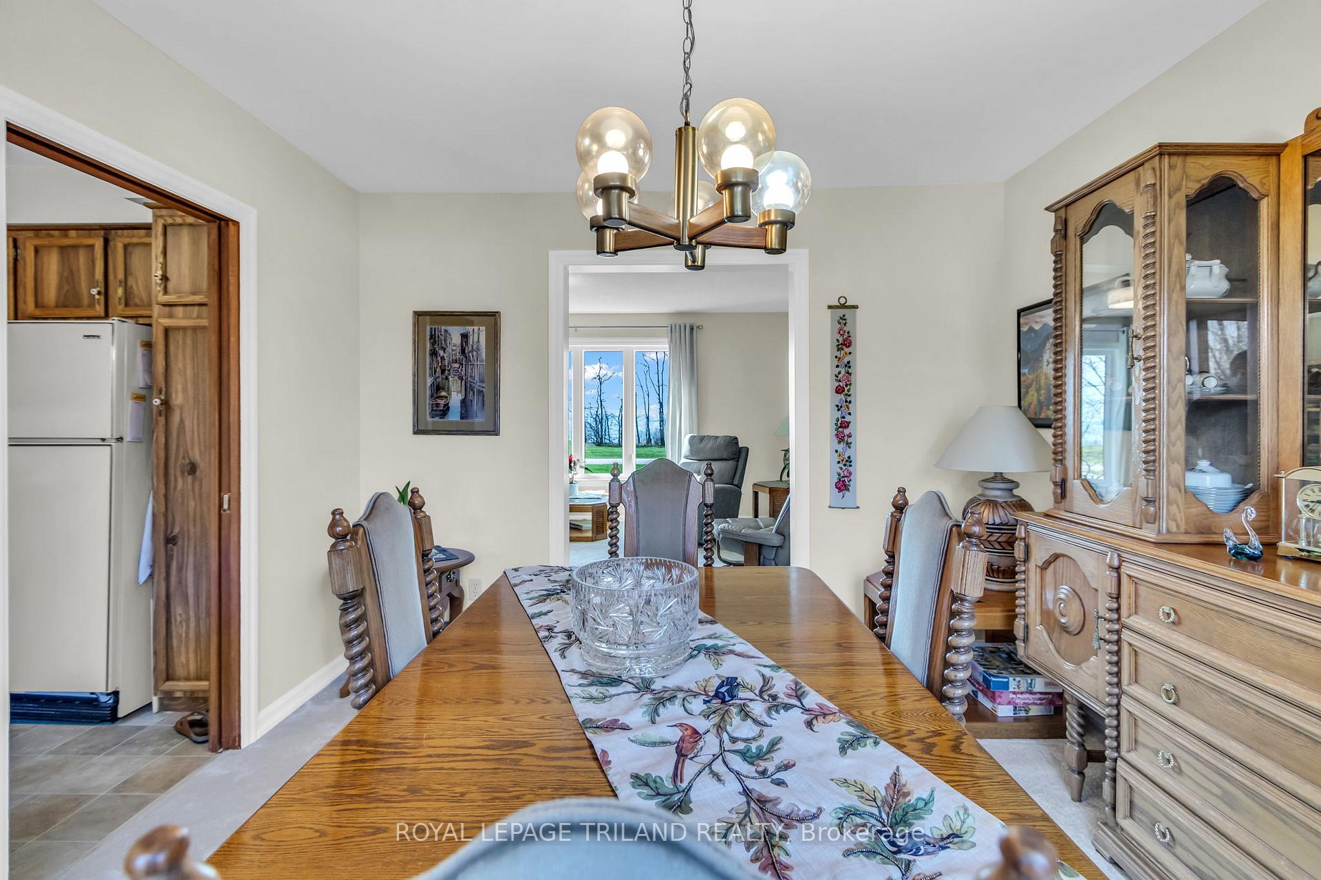 Photo 23 of 5257 Cliff Road, Lambton Shores — HOMEH