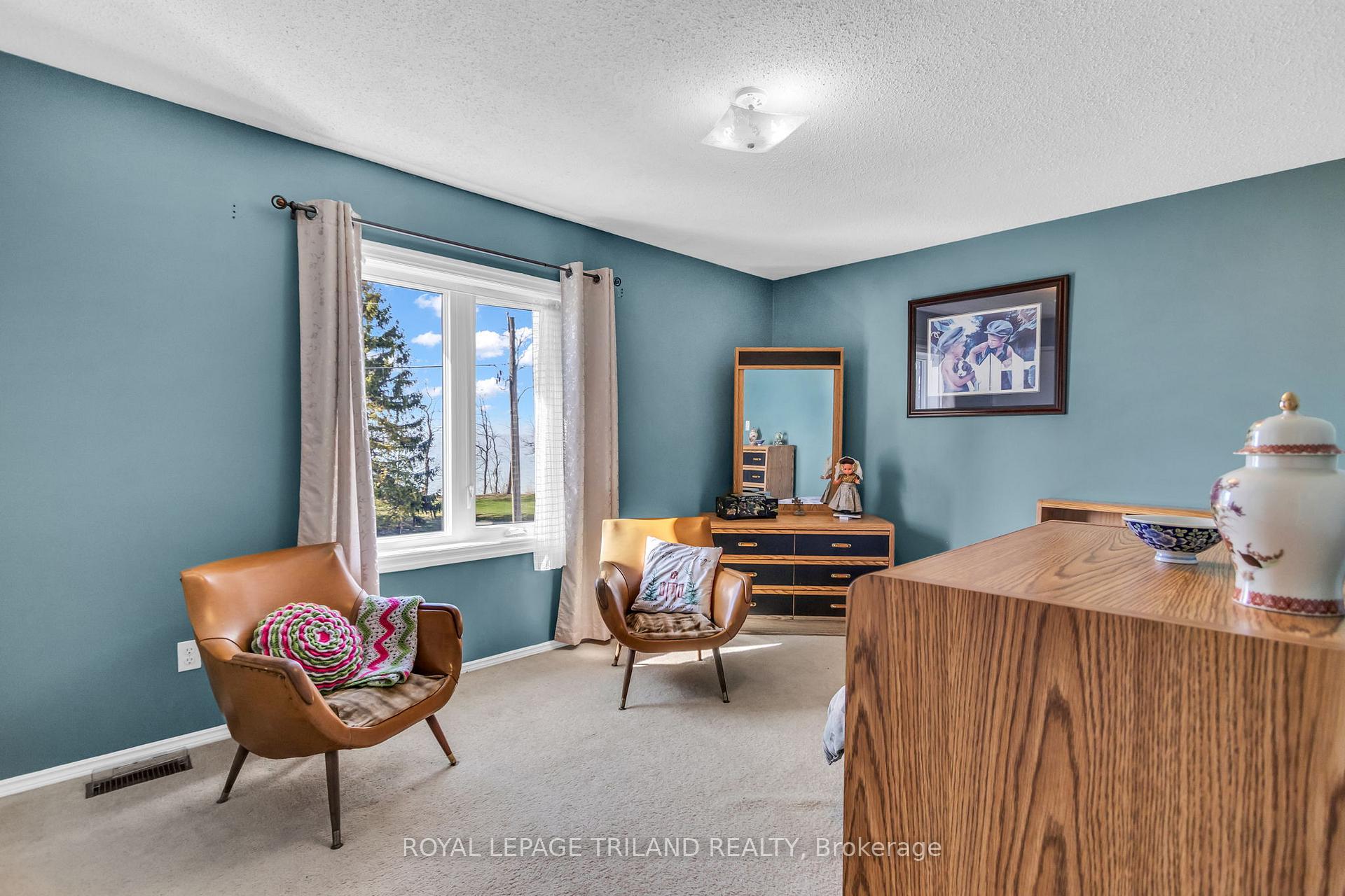 Photo 30 of 5257 Cliff Road, Lambton Shores — HOMEH