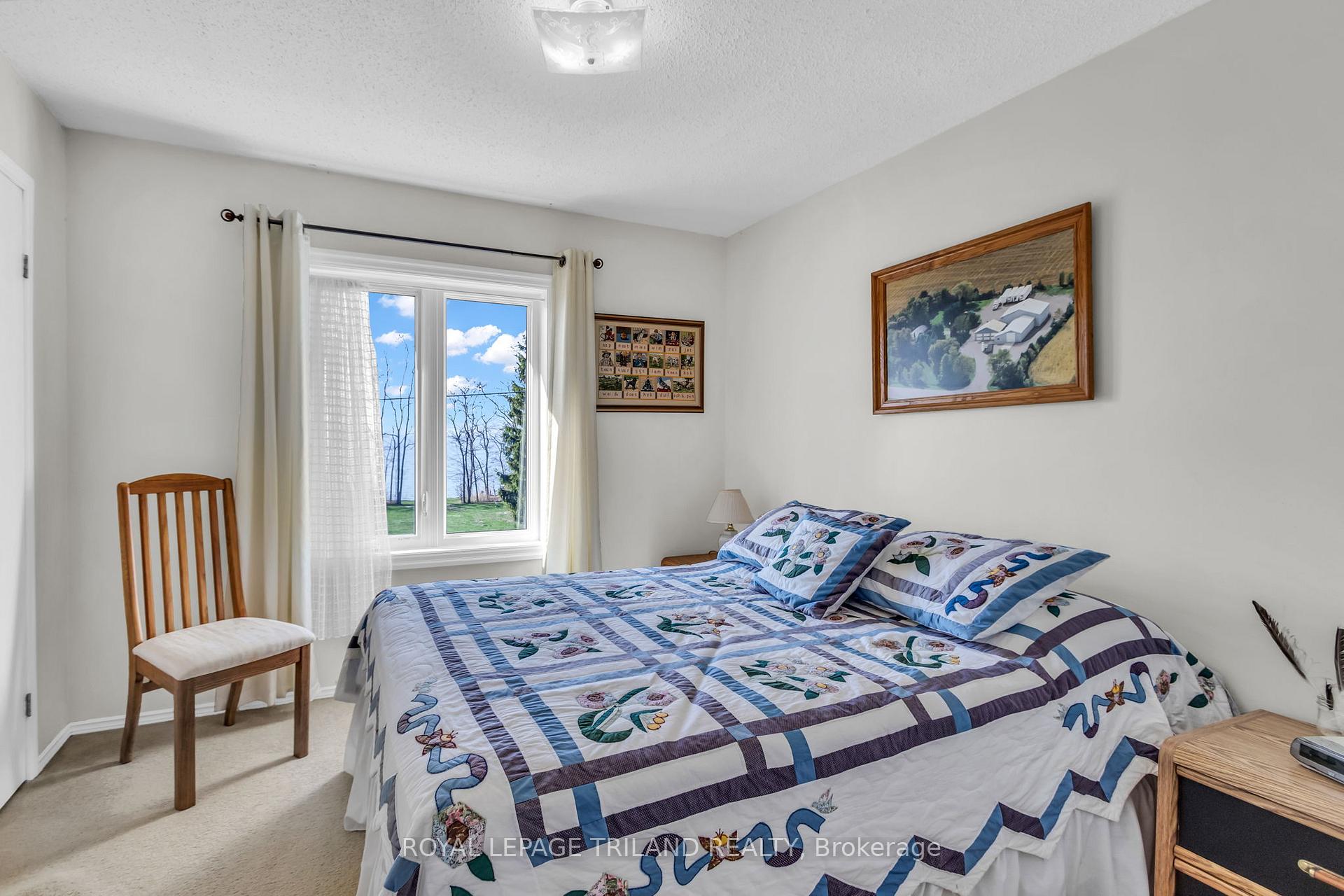 Photo 33 of 5257 Cliff Road, Lambton Shores — HOMEH