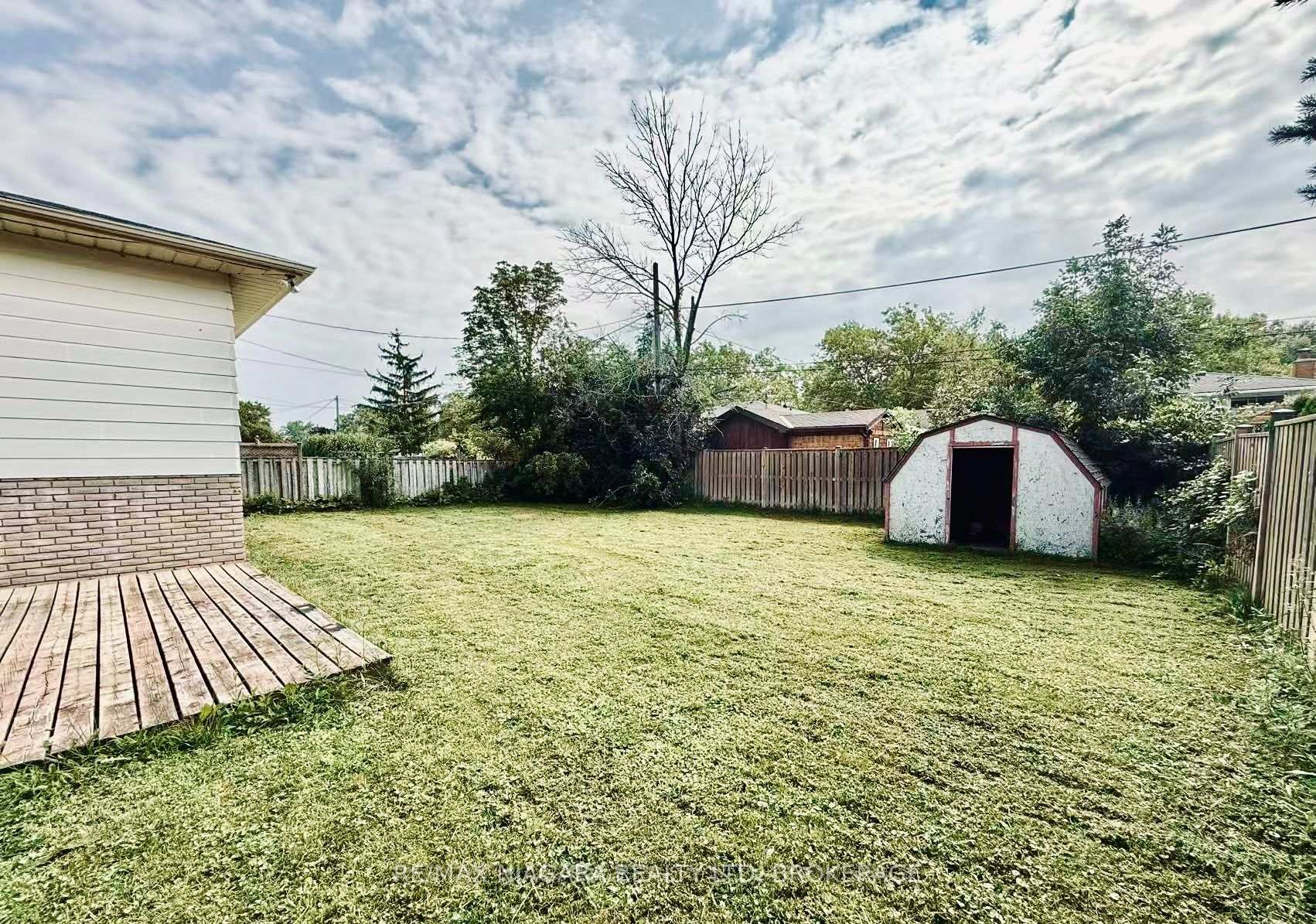 Photo 5 of 3102 Ussher Street, Niagara Falls, Chippawa — HOMEH