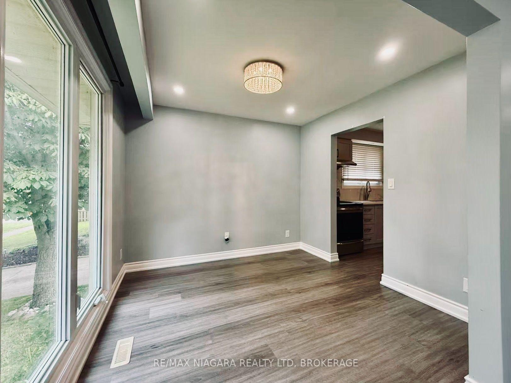 Photo 9 of 3102 Ussher Street, Niagara Falls, Chippawa — HOMEH