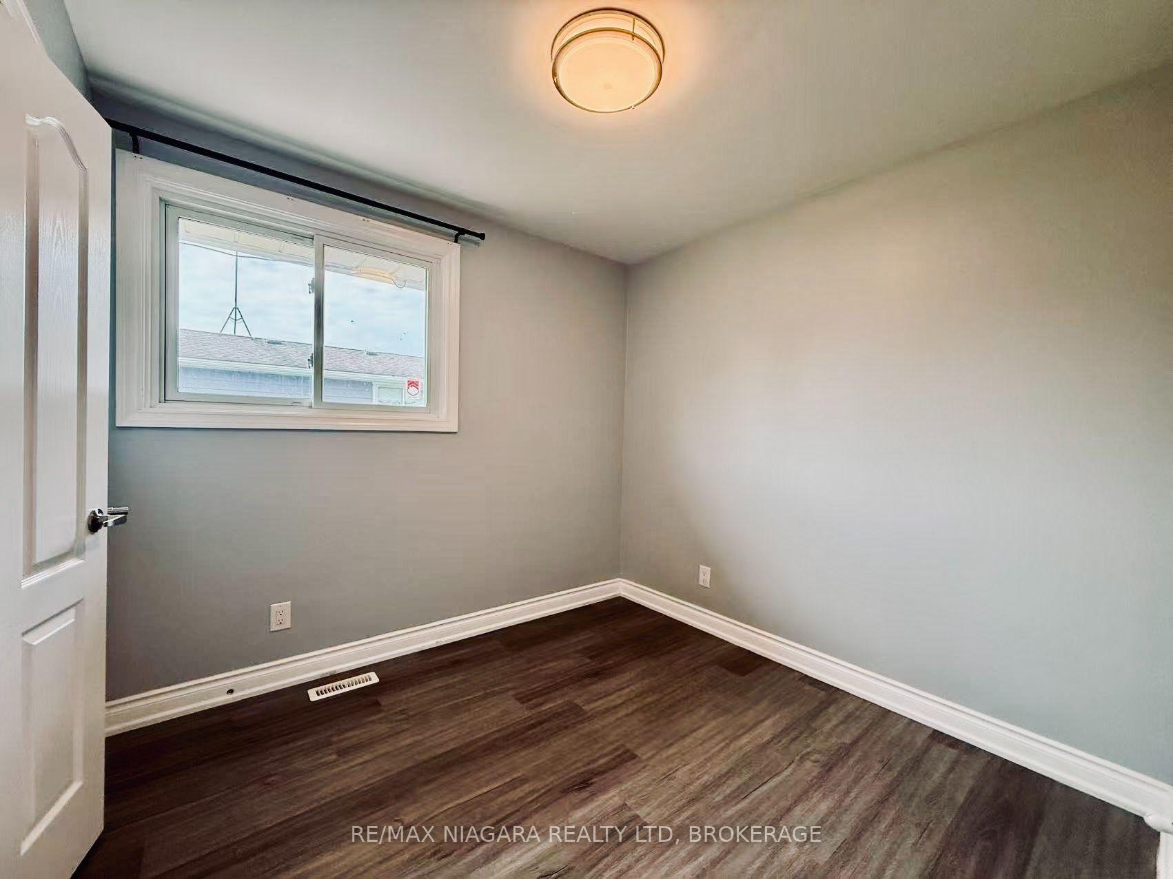 Photo 12 of 3102 Ussher Street, Niagara Falls, Chippawa — HOMEH
