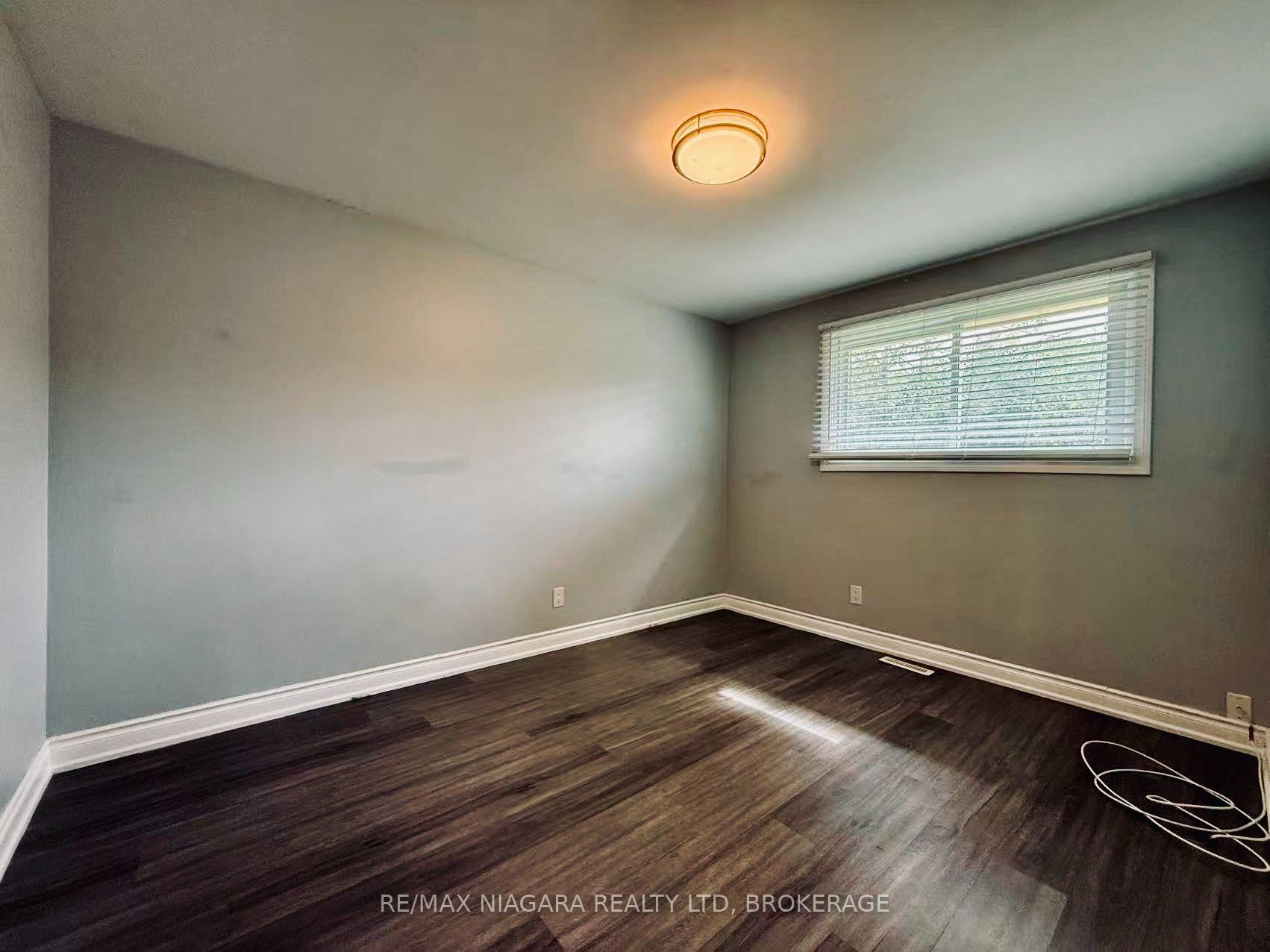 Photo 15 of 3102 Ussher Street, Niagara Falls, Chippawa — HOMEH