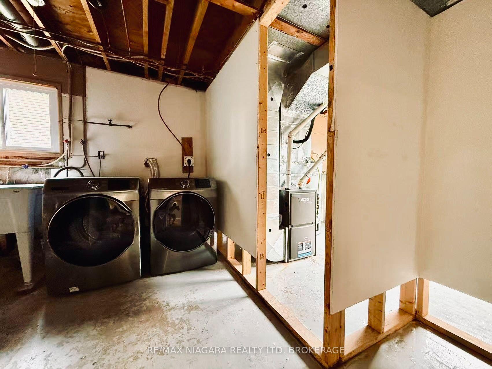 Photo 21 of 3102 Ussher Street, Niagara Falls, Chippawa — HOMEH