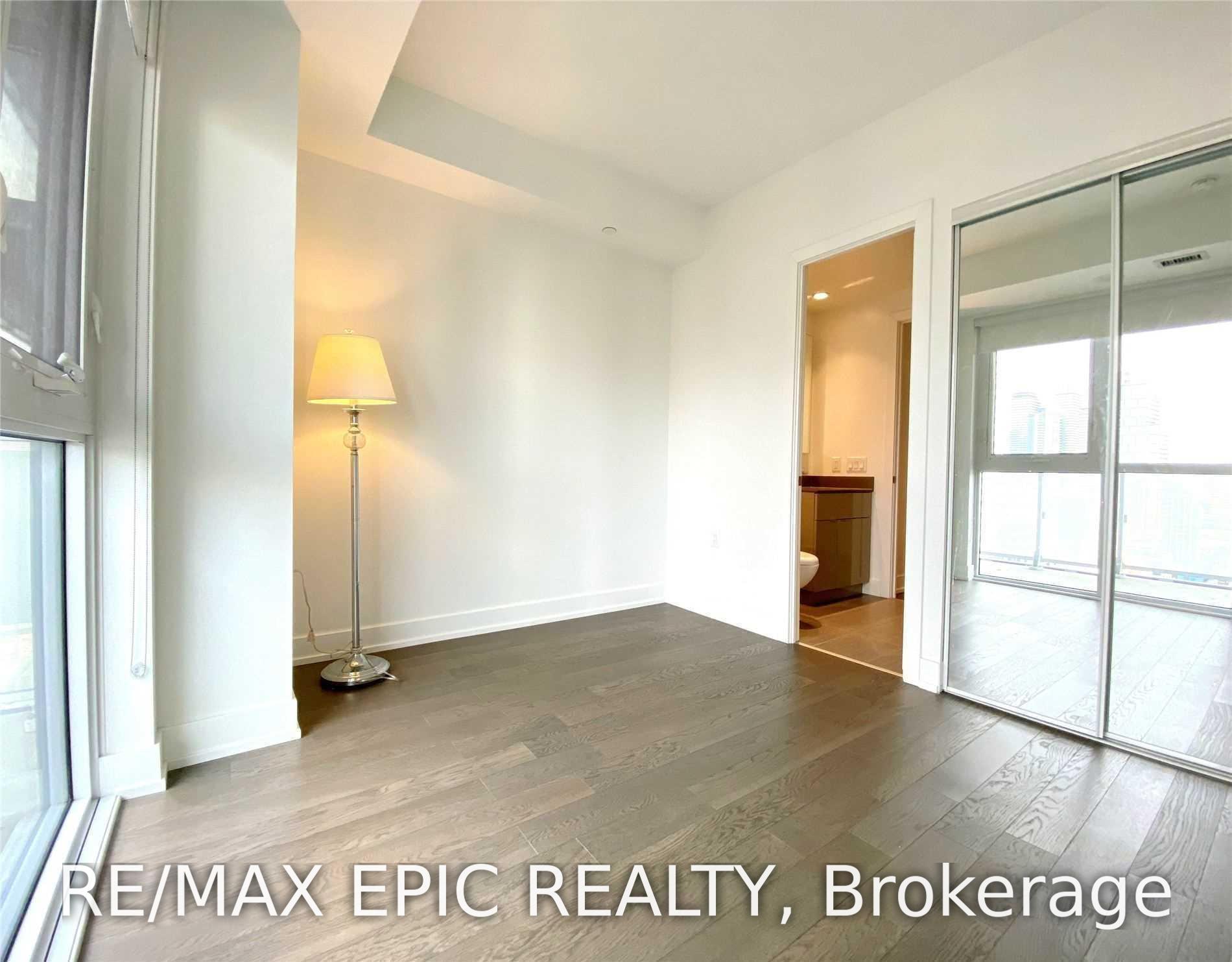 Photo 7 of Unit 5603, 7 Grenville Street, Toronto, Bay Street Corridor — HOMEH