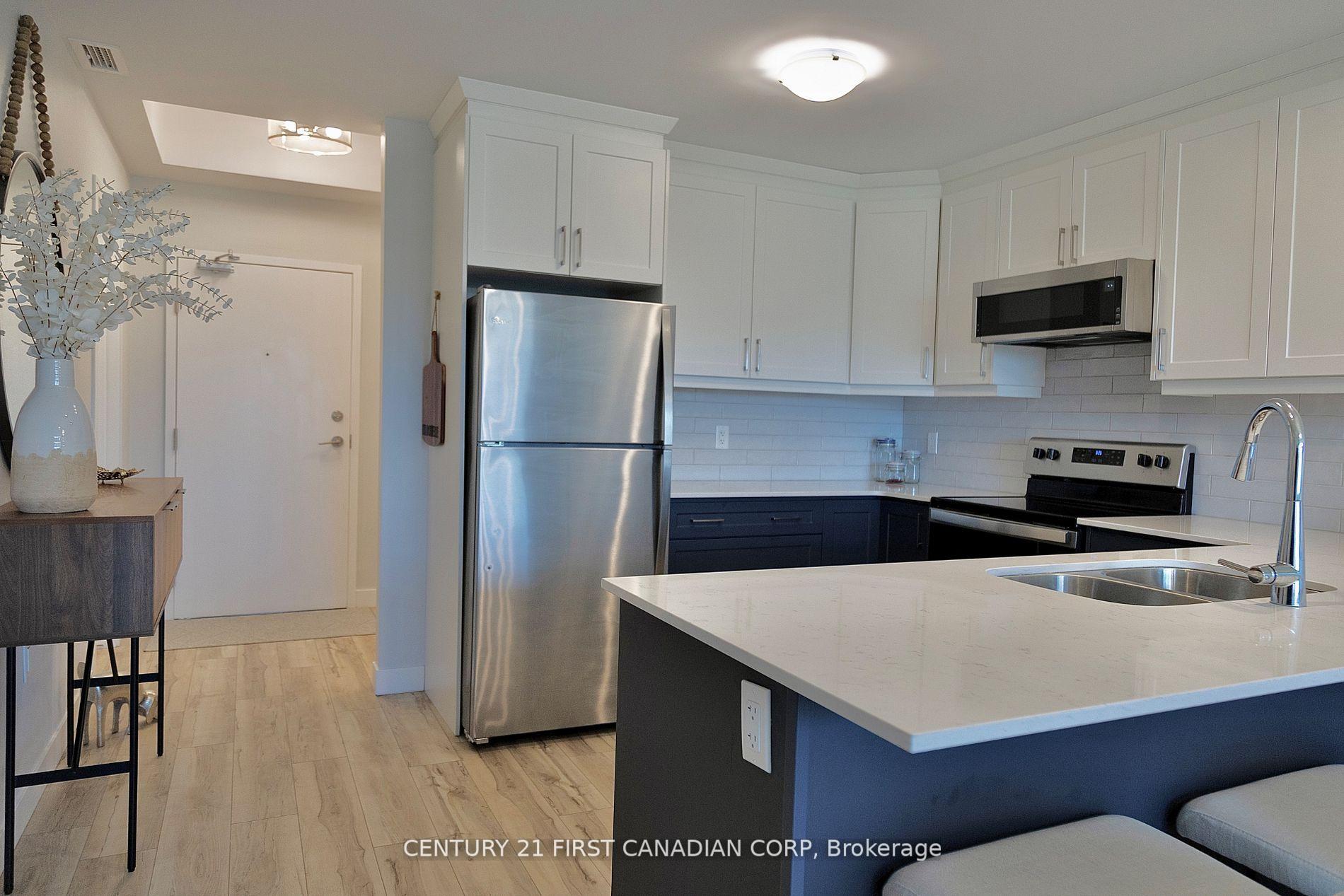 Photo 5 of Unit 403, 100 The Promenade, Central Elgin, Port Stanley — HOMEH