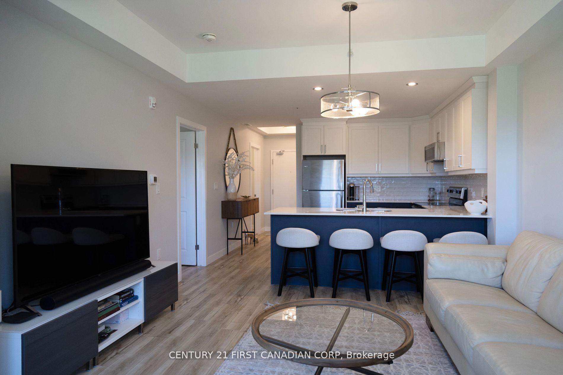 Photo 8 of Unit 403, 100 The Promenade, Central Elgin, Port Stanley — HOMEH