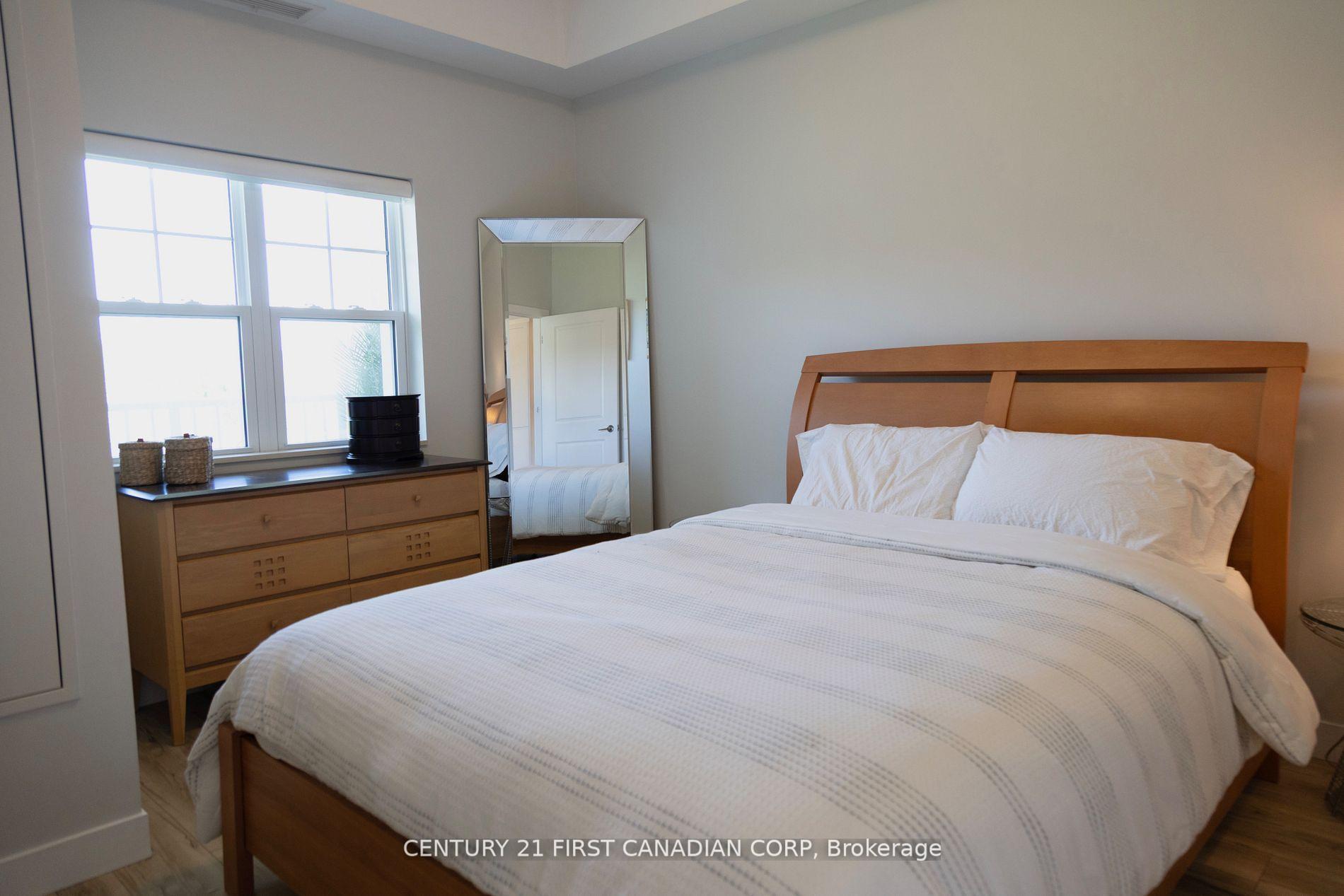 Photo 11 of Unit 403, 100 The Promenade, Central Elgin, Port Stanley — HOMEH