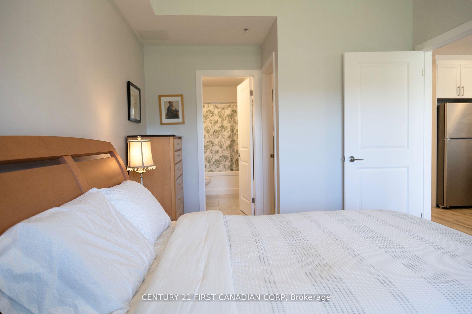 Photo 13 of Unit 403, 100 The Promenade, Central Elgin, Port Stanley — HOMEH