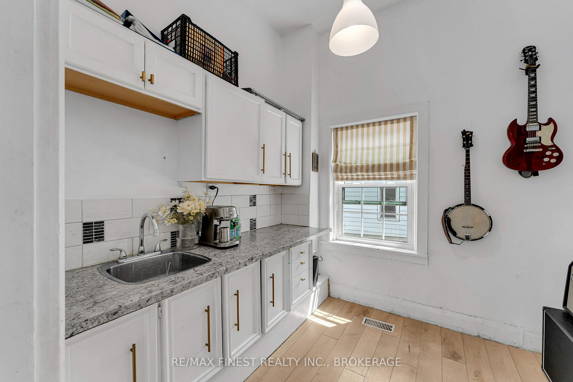 Photo 18 of 136 Robert Street, Greater Napanee, Greater Napanee — HOMEH