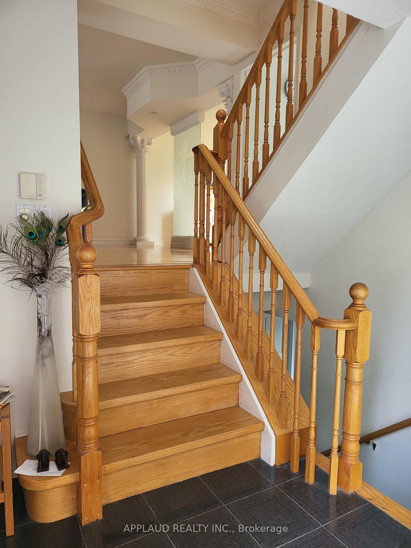 Photo 2 of 19 Protea Gardens, North York, Bayview Village — HOMEH