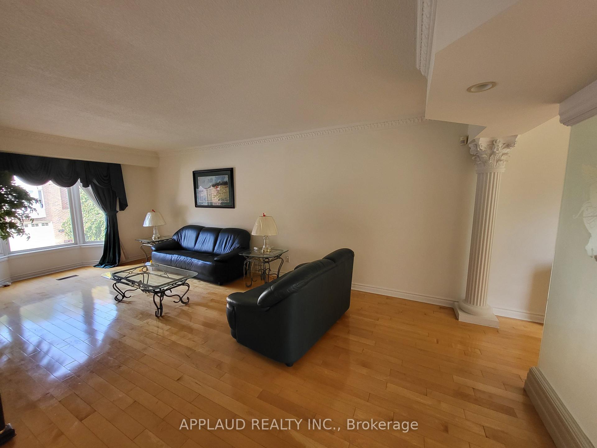 Photo 4 of 19 Protea Gardens, North York, Bayview Village — HOMEH