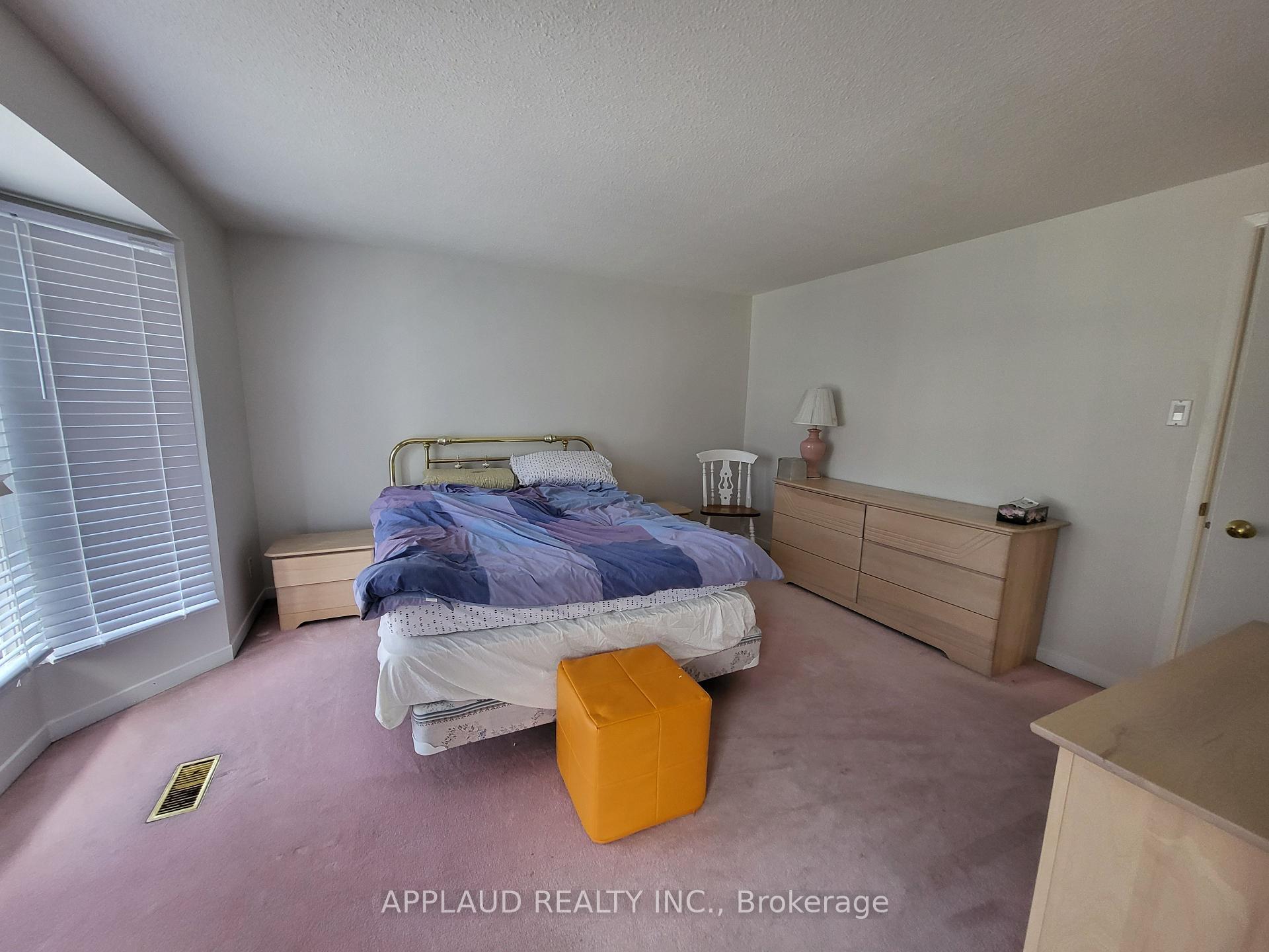 Photo 7 of 19 Protea Gardens, North York, Bayview Village — HOMEH