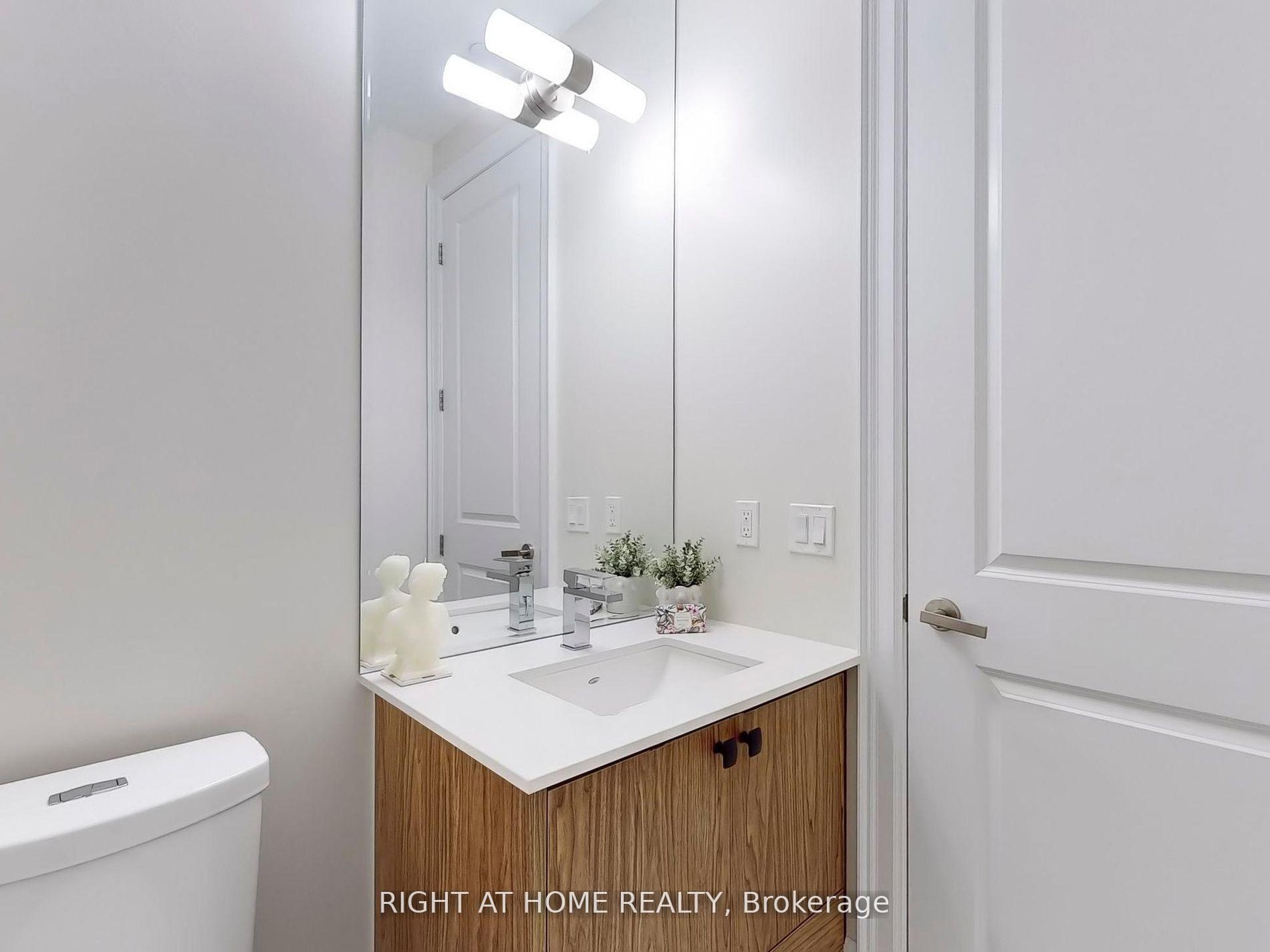 Photo 8 of Unit 106, 9075 Jane Street, Vaughan, Concord — HOMEH