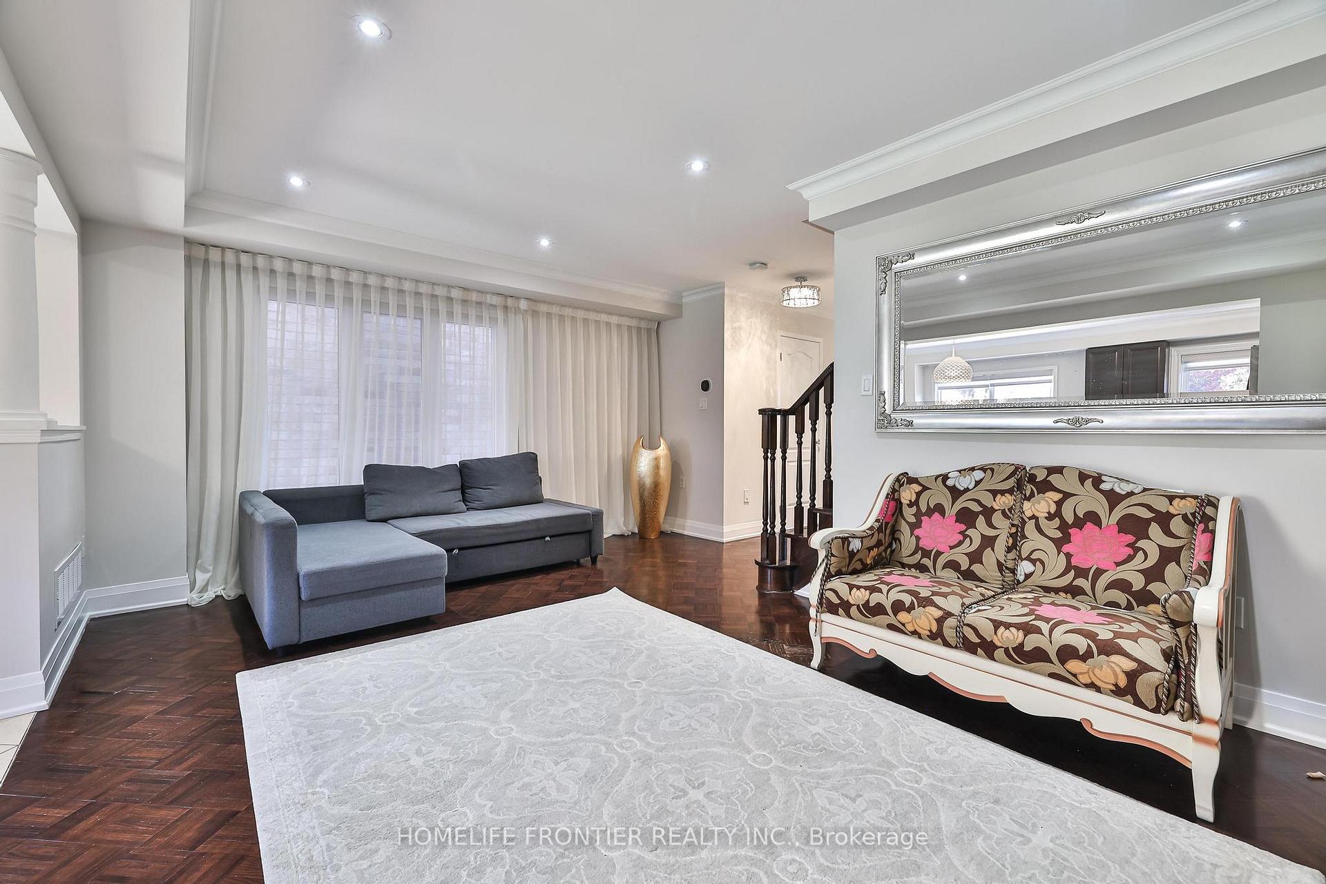 Photo 13 of 86 Venice Gate Drive, Vaughan, Vellore Village — HOMEH
